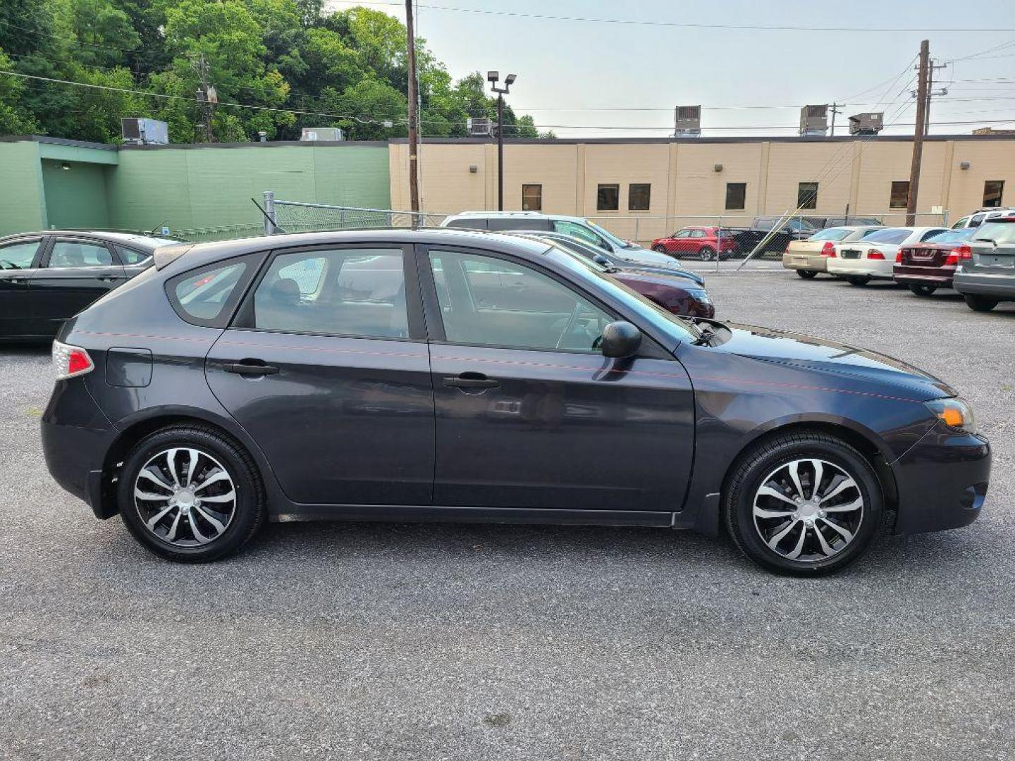 2008 GREY SUBARU IMPREZA 2.5I (JF1GH61668H) with an 2.5L engine, Automatic transmission, located at 117 North Cameron Street, Harrisburg, PA, 17101, (717) 963-8962, 40.267021, -76.875351 - WE FINANCE!!! Good Credit/ Bad Credit/ No Credit - ALL Trade-Ins Welcomed!!! ***Guaranteed Credit Approval*** APPLY ONLINE or CALL us TODAY ;) Internet Prices and Marketplace Prices are SPECIAL discounted ***CASH DEALS*** Retail Prices are higher. Please call us to discuss your cash and finan - Photo#5