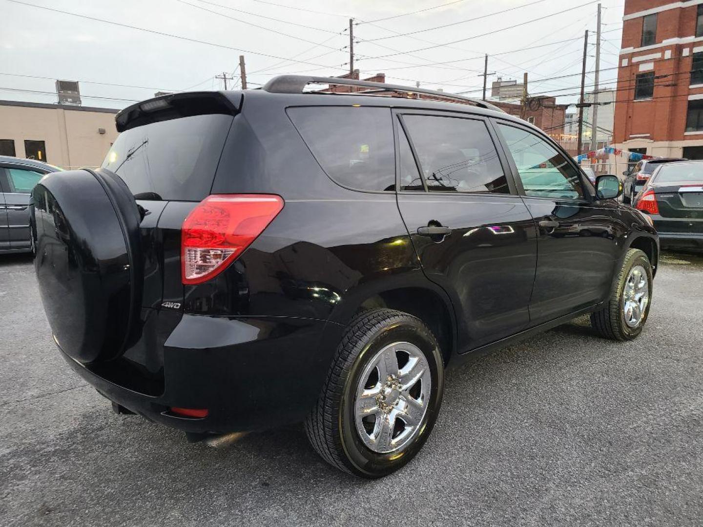 2008 BLACK TOYOTA RAV4 4WD (JTMBD33V686) with an 2.4L engine, Automatic transmission, located at 117 North Cameron Street, Harrisburg, PA, 17101, (717) 963-8962, 40.267021, -76.875351 - WE FINANCE!!! Good Credit/ Bad Credit/ No Credit - ALL Trade-Ins Welcomed!!! ***Guaranteed Credit Approval*** APPLY ONLINE or CALL us TODAY ;) Internet Prices and Marketplace Prices are SPECIAL discounted ***CASH DEALS*** Retail Prices are higher. Please call us to discuss your cash and finan - Photo#4