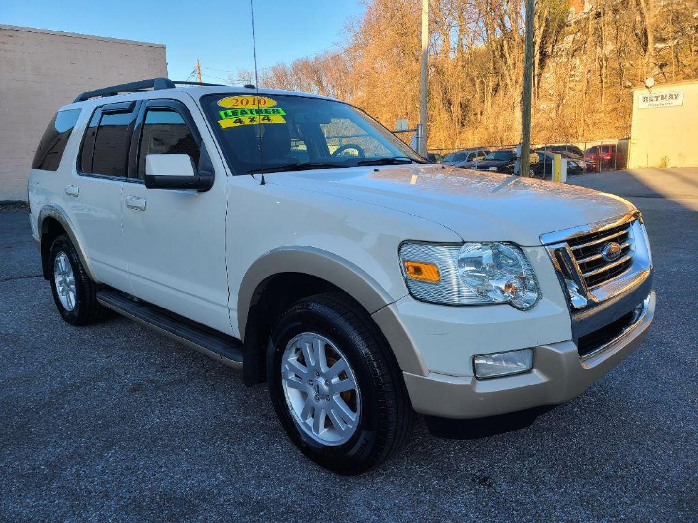 2010 WHITE FORD EXPLORER EDDIE BAUER (1FMEU7EE1AU) with an 4.0L engine, Automatic transmission, located at 117 North Cameron Street, Harrisburg, PA, 17101, (717) 963-8962, 40.267021, -76.875351 - WE FINANCE!!! Good Credit/ Bad Credit/ No Credit - ALL Trade-Ins Welcomed!!! ***Guaranteed Credit Approval*** APPLY ONLINE or CALL us TODAY ;) Internet Prices and Marketplace Prices are SPECIAL discounted ***CASH DEALS*** Retail Prices are higher. Please call us to discuss your cash and finan - Photo#6