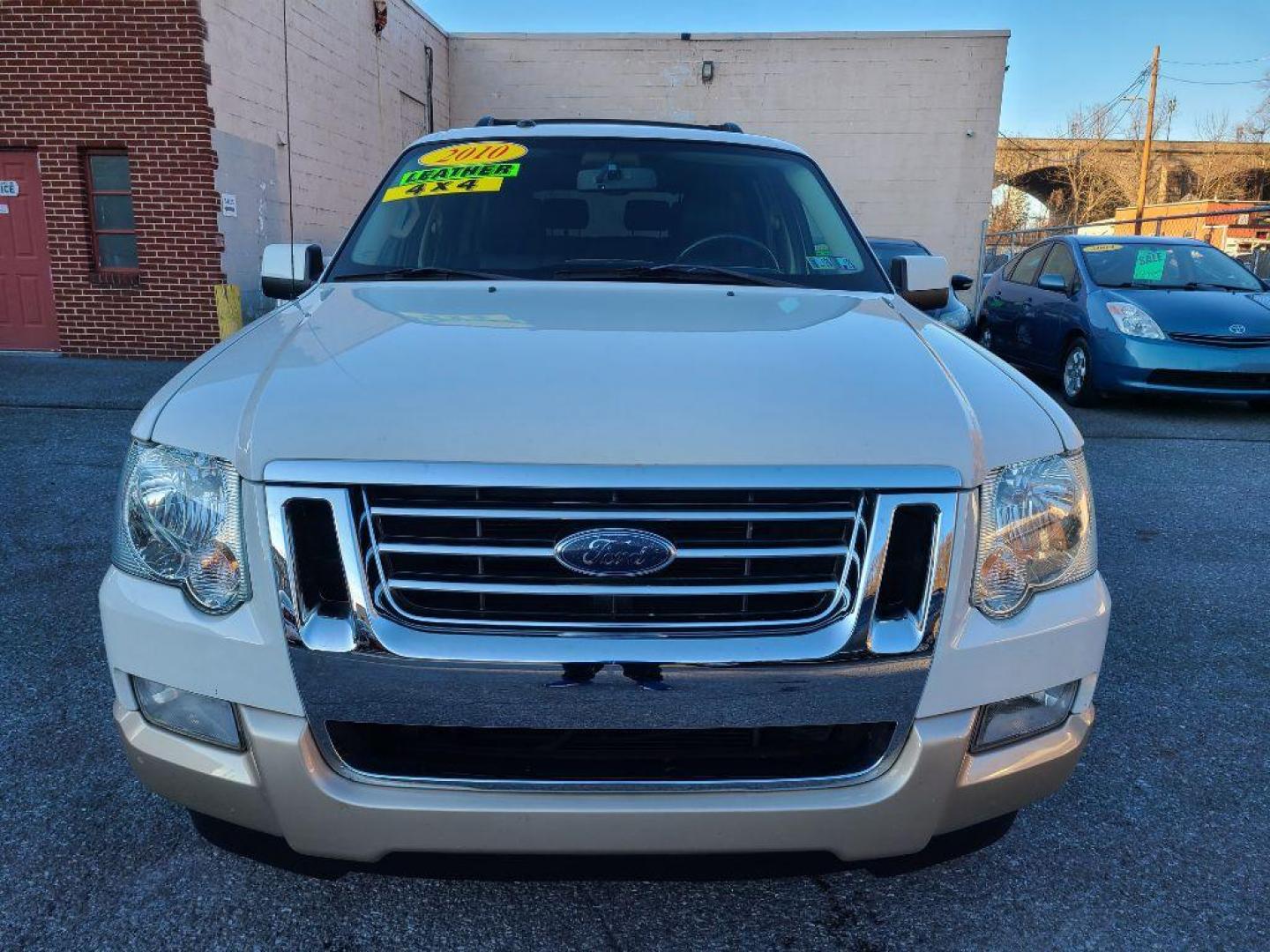 2010 WHITE FORD EXPLORER EDDIE BAUER (1FMEU7EE1AU) with an 4.0L engine, Automatic transmission, located at 117 North Cameron Street, Harrisburg, PA, 17101, (717) 963-8962, 40.267021, -76.875351 - WE FINANCE!!! Good Credit/ Bad Credit/ No Credit - ALL Trade-Ins Welcomed!!! ***Guaranteed Credit Approval*** APPLY ONLINE or CALL us TODAY ;) Internet Prices and Marketplace Prices are SPECIAL discounted ***CASH DEALS*** Retail Prices are higher. Please call us to discuss your cash and finan - Photo#7