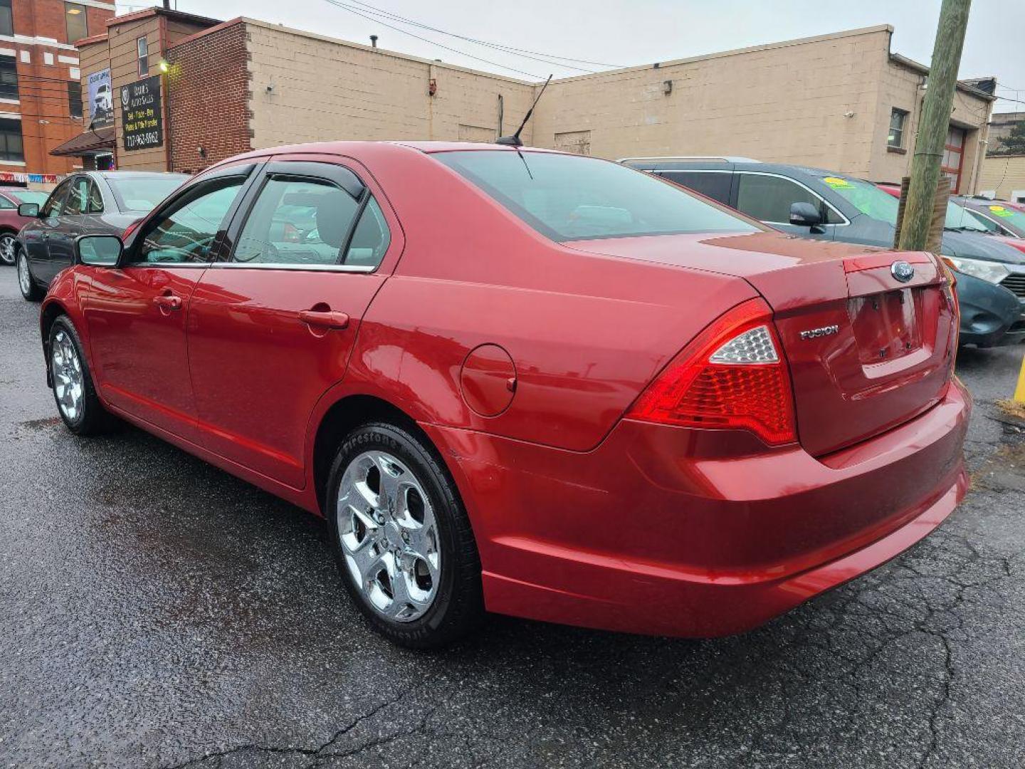 2010 RED FORD FUSION SE (3FAHP0HA7AR) with an 2.5L engine, Automatic transmission, located at 117 North Cameron Street, Harrisburg, PA, 17101, (717) 963-8962, 40.267021, -76.875351 - WE FINANCE!!! Good Credit/ Bad Credit/ No Credit - ALL Trade-Ins Welcomed!!! ***Guaranteed Credit Approval*** APPLY ONLINE or CALL us TODAY ;) Internet Prices and Marketplace Prices are SPECIAL discounted ***CASH DEALS*** Retail Prices are higher. Please call us to discuss your cash and finan - Photo#2