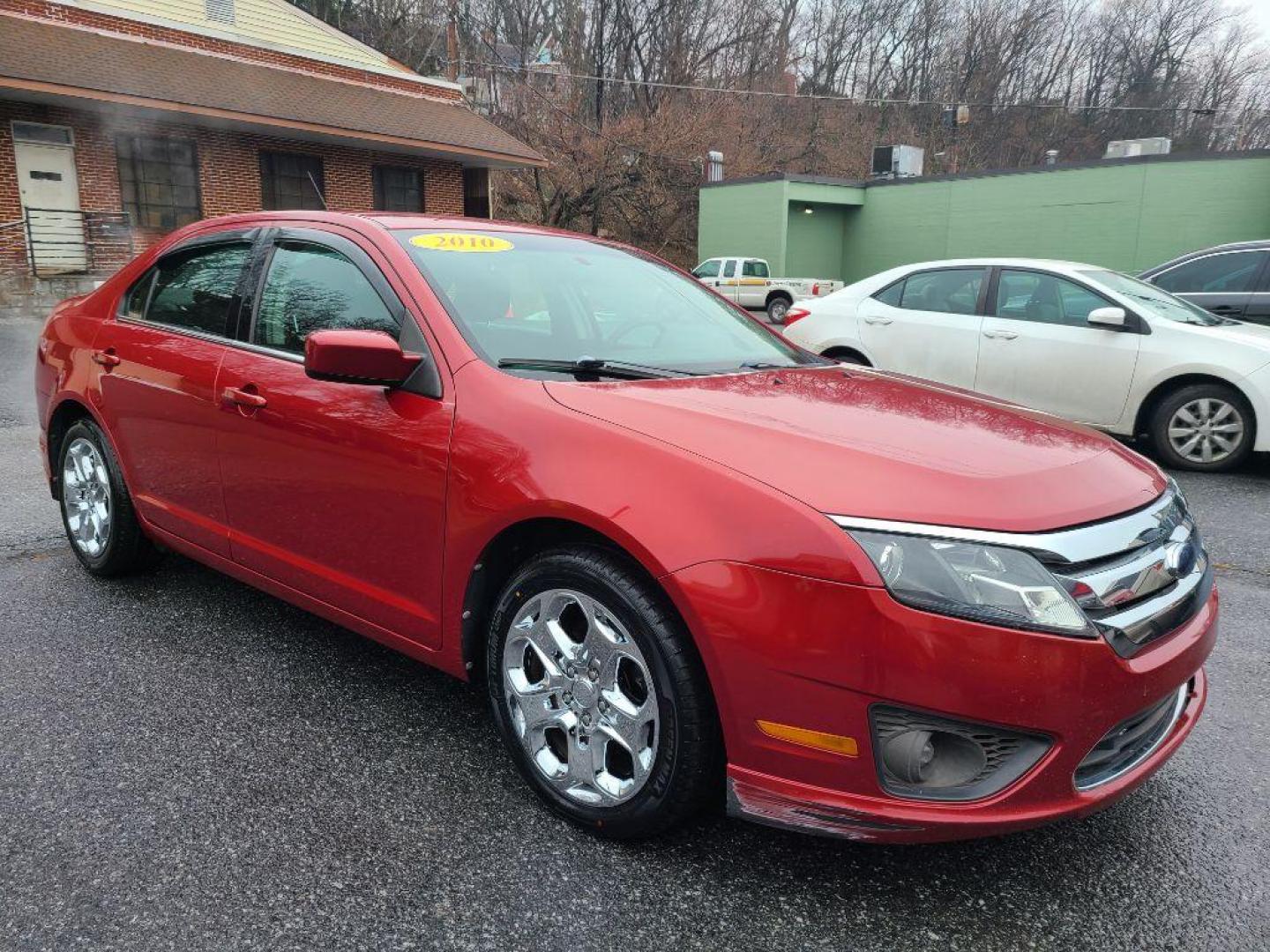 2010 RED FORD FUSION SE (3FAHP0HA7AR) with an 2.5L engine, Automatic transmission, located at 117 North Cameron Street, Harrisburg, PA, 17101, (717) 963-8962, 40.267021, -76.875351 - WE FINANCE!!! Good Credit/ Bad Credit/ No Credit - ALL Trade-Ins Welcomed!!! ***Guaranteed Credit Approval*** APPLY ONLINE or CALL us TODAY ;) Internet Prices and Marketplace Prices are SPECIAL discounted ***CASH DEALS*** Retail Prices are higher. Please call us to discuss your cash and finan - Photo#6