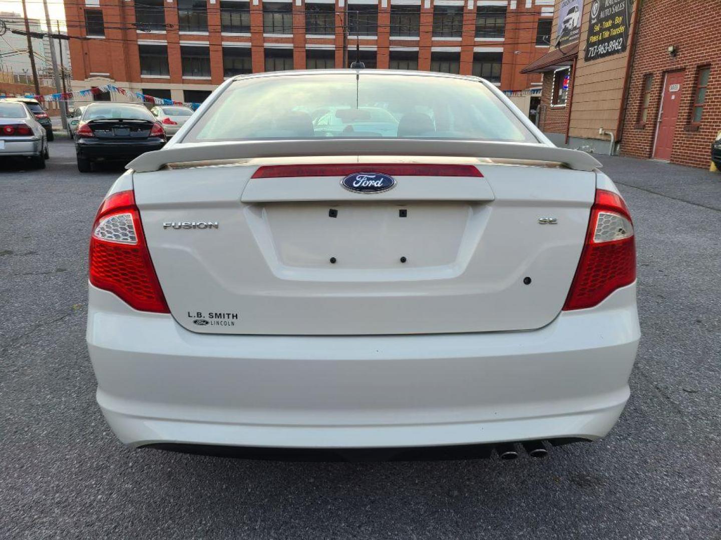 2010 WHITE FORD FUSION SE (3FAHP0HA7AR) with an 2.5L engine, Automatic transmission, located at 117 North Cameron Street, Harrisburg, PA, 17101, (717) 963-8962, 40.267021, -76.875351 - WE FINANCE!!! Good Credit/ Bad Credit/ No Credit - ALL Trade-Ins Welcomed!!! ***Guaranteed Credit Approval*** APPLY ONLINE or CALL us TODAY ;) Internet Prices and Marketplace Prices are SPECIAL discounted ***CASH DEALS*** Retail Prices are higher. Please call us to discuss your cash and finan - Photo#3