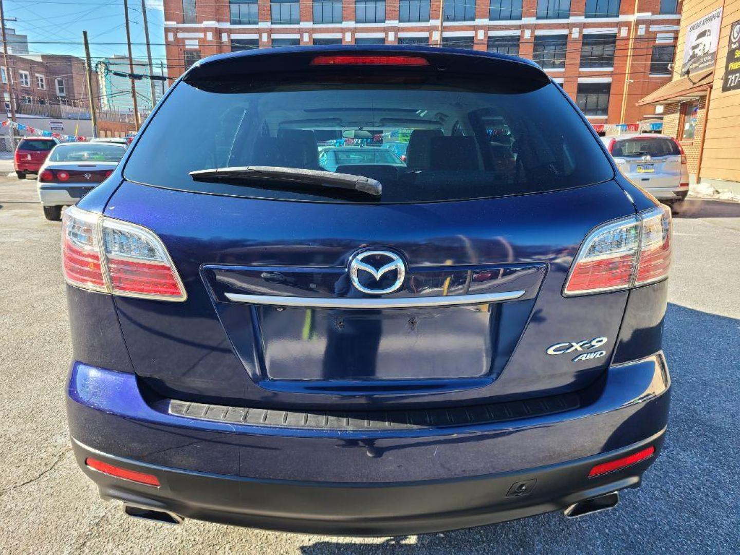 2010 BLUE MAZDA CX-9 TOURING AWD (JM3TB3MV2A0) with an 3.7L engine, Automatic transmission, located at 117 North Cameron Street, Harrisburg, PA, 17101, (717) 963-8962, 40.267021, -76.875351 - WE FINANCE!!! Good Credit/ Bad Credit/ No Credit - ALL Trade-Ins Welcomed!!! ***Guaranteed Credit Approval*** APPLY ONLINE or CALL us TODAY ;) Internet Prices and Marketplace Prices are SPECIAL discounted ***CASH DEALS*** Retail Prices are higher. Please call us to discuss your cash and finan - Photo#3