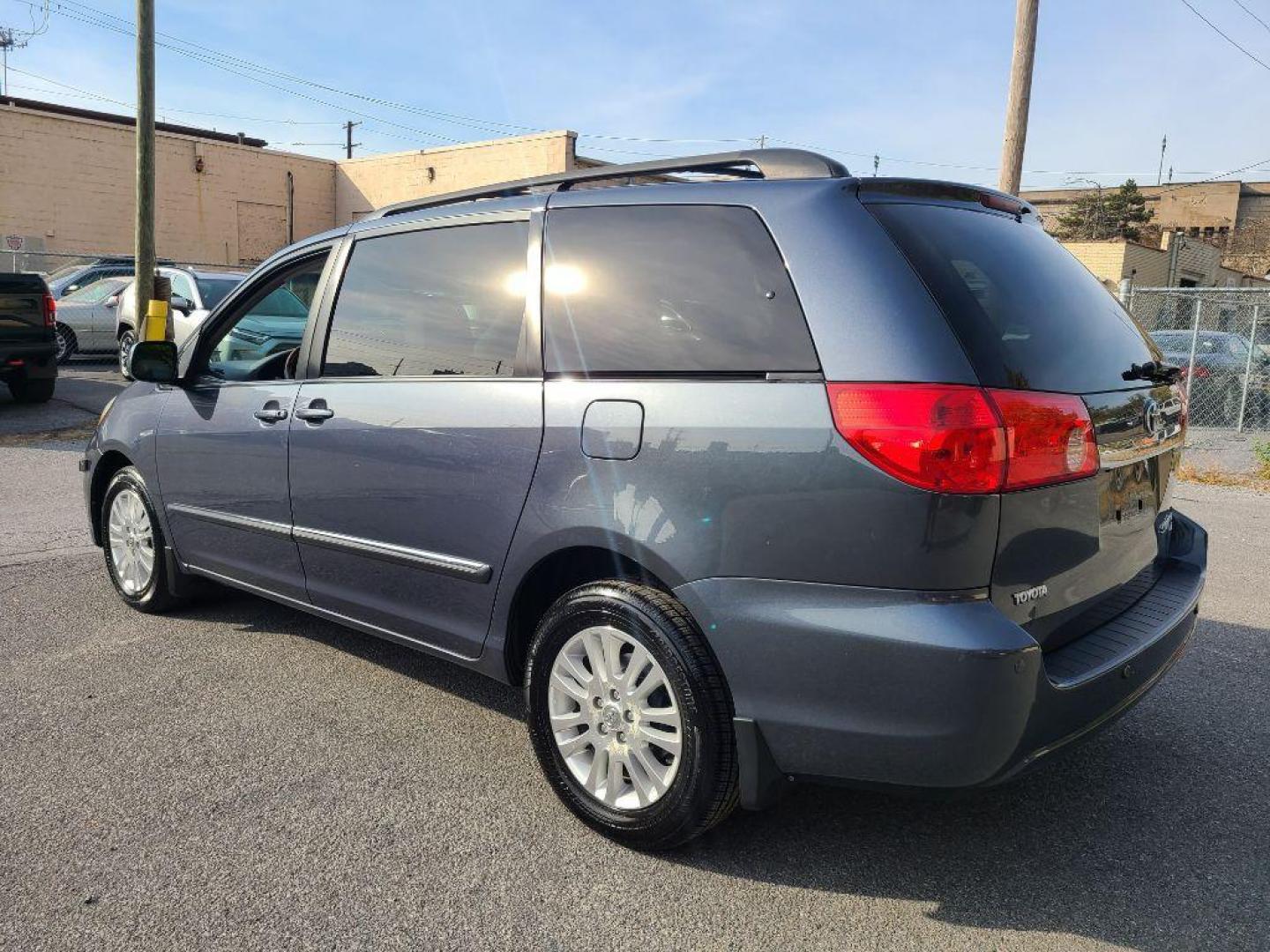 2010 GRAY TOYOTA SIENNA XLE (5TDDK4CC1AS) with an 3.5L engine, Automatic transmission, located at 117 North Cameron Street, Harrisburg, PA, 17101, (717) 963-8962, 40.267021, -76.875351 - WE FINANCE!!! Good Credit/ Bad Credit/ No Credit - ALL Trade-Ins Welcomed!!! ***Guaranteed Credit Approval*** APPLY ONLINE or CALL us TODAY ;) Internet Prices and Marketplace Prices are SPECIAL discounted ***CASH DEALS*** Retail Prices are higher. Please call us to discuss your cash and finan - Photo#2