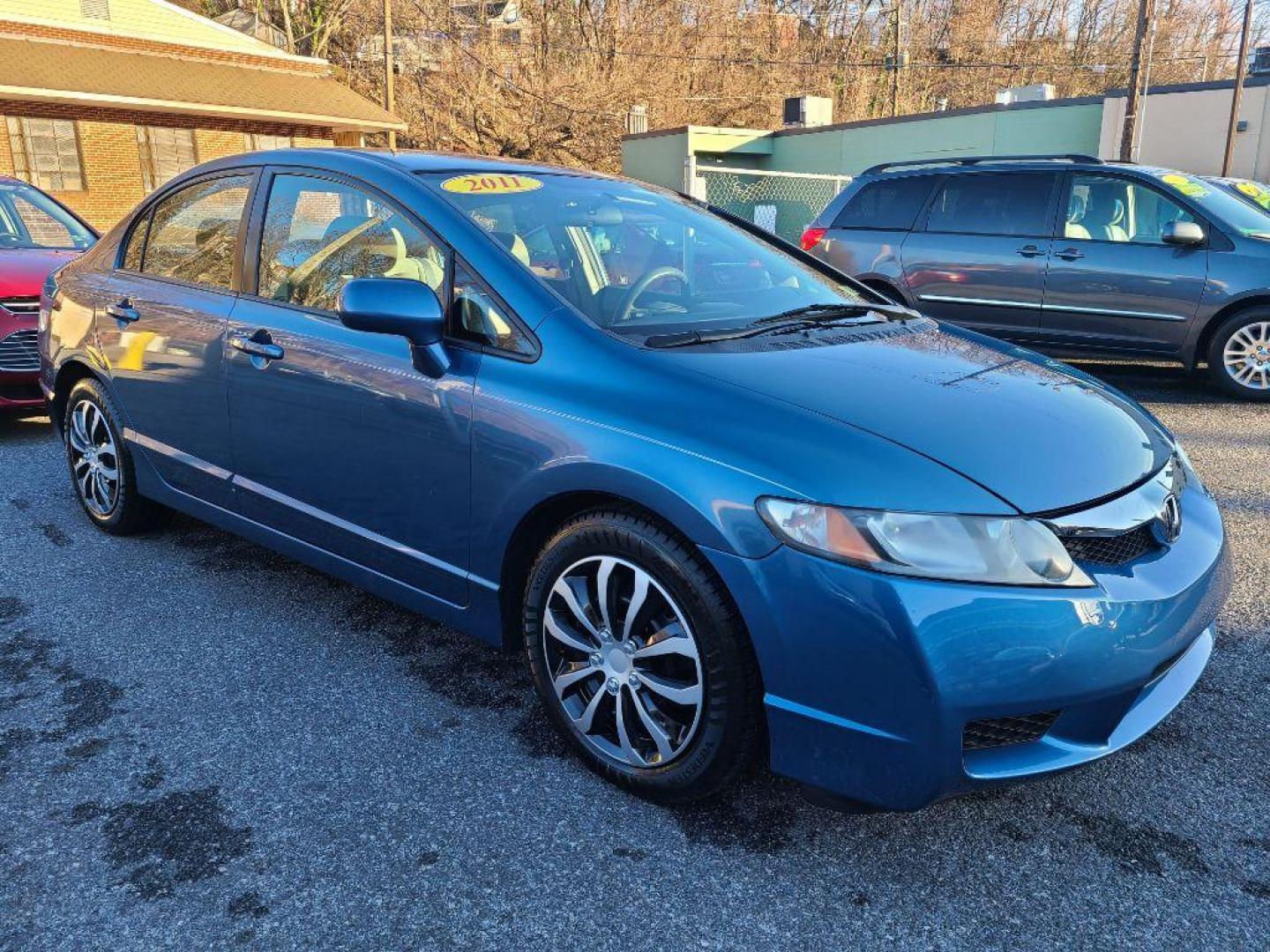 2011 BLUE HONDA CIVIC LX (2HGFA1F58BH) with an 1.8L engine, Automatic transmission, located at 117 North Cameron Street, Harrisburg, PA, 17101, (717) 963-8962, 40.267021, -76.875351 - WE FINANCE!!! Good Credit/ Bad Credit/ No Credit - ALL Trade-Ins Welcomed!!! ***Guaranteed Credit Approval*** APPLY ONLINE or CALL us TODAY ;) Internet Prices and Marketplace Prices are SPECIAL discounted ***CASH DEALS*** Retail Prices are higher. Please call us to discuss your cash and finan - Photo#6