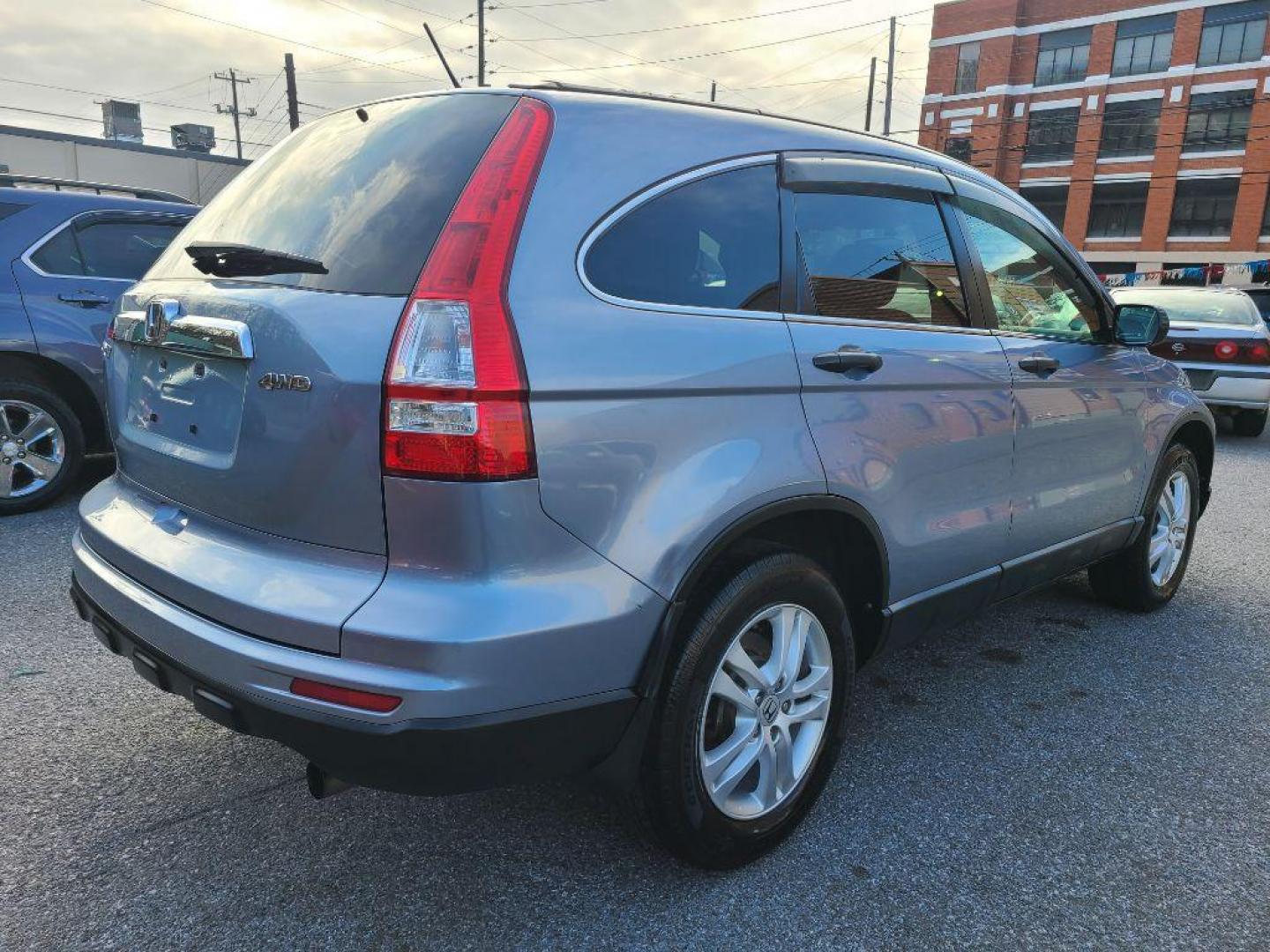 2011 BLUE HONDA CR-V EX (3CZRE4H54BG) with an 2.4L engine, Automatic transmission, located at 117 North Cameron Street, Harrisburg, PA, 17101, (717) 963-8962, 40.267021, -76.875351 - WE FINANCE!!! Good Credit/ Bad Credit/ No Credit - ALL Trade-Ins Welcomed!!! ***Guaranteed Credit Approval*** APPLY ONLINE or CALL us TODAY ;) Internet Prices and Marketplace Prices are SPECIAL discounted ***CASH DEALS*** Retail Prices are higher. Please call us to discuss your cash and finan - Photo#4