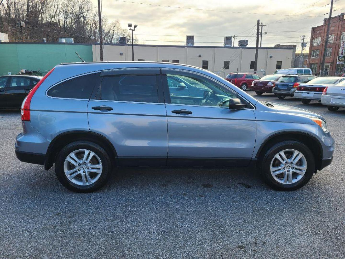 2011 BLUE HONDA CR-V EX (3CZRE4H54BG) with an 2.4L engine, Automatic transmission, located at 117 North Cameron Street, Harrisburg, PA, 17101, (717) 963-8962, 40.267021, -76.875351 - WE FINANCE!!! Good Credit/ Bad Credit/ No Credit - ALL Trade-Ins Welcomed!!! ***Guaranteed Credit Approval*** APPLY ONLINE or CALL us TODAY ;) Internet Prices and Marketplace Prices are SPECIAL discounted ***CASH DEALS*** Retail Prices are higher. Please call us to discuss your cash and finan - Photo#5