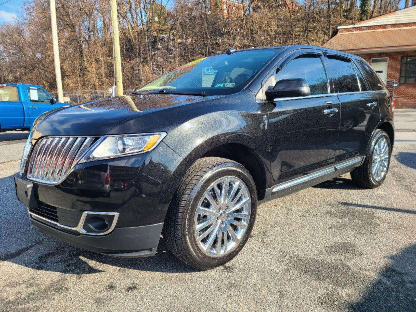 2011 BLACK LINCOLN MKX SUV (2LMDJ8JK7BB) with an 3.7L engine, Automatic transmission, located at 117 North Cameron Street, Harrisburg, PA, 17101, (717) 963-8962, 40.267021, -76.875351 - WE FINANCE!!! Good Credit/ Bad Credit/ No Credit - ALL Trade-Ins Welcomed!!! ***Guaranteed Credit Approval*** APPLY ONLINE or CALL us TODAY ;) Internet Prices and Marketplace Prices are SPECIAL discounted ***CASH DEALS*** Retail Prices are higher. Please call us to discuss your cash and finan - Photo#0