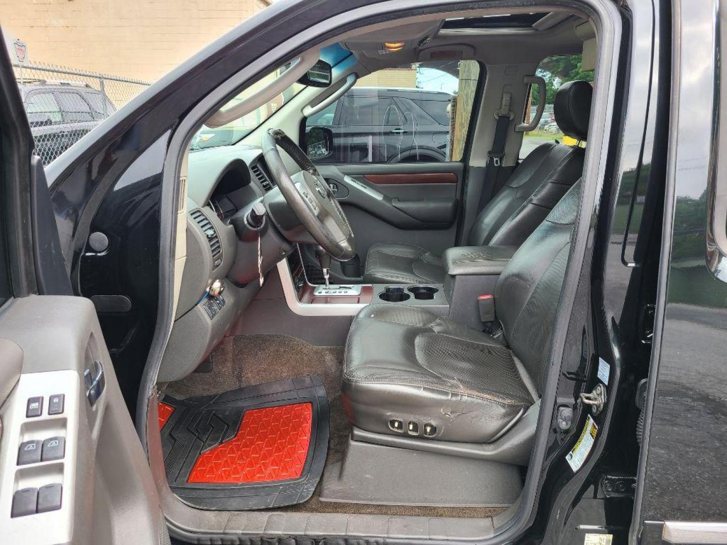 2011 BLACK NISSAN PATHFINDER S (5N1AR1NB0BC) with an 4.0L engine, Automatic transmission, located at 117 North Cameron Street, Harrisburg, PA, 17101, (717) 963-8962, 40.267021, -76.875351 - WE FINANCE!!! Good Credit/ Bad Credit/ No Credit - ALL Trade-Ins Welcomed!!! ***Guaranteed Credit Approval*** APPLY ONLINE or CALL us TODAY ;) Internet Prices and Marketplace Prices are SPECIAL discounted ***CASH DEALS*** Retail Prices are higher. Please call us to discuss your cash and finan - Photo#16