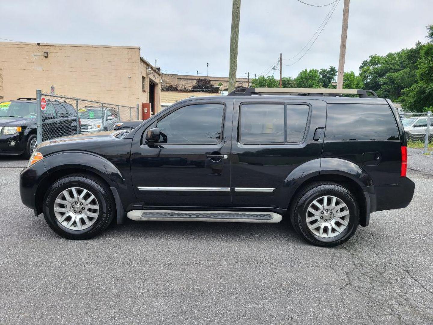 2011 BLACK NISSAN PATHFINDER S (5N1AR1NB0BC) with an 4.0L engine, Automatic transmission, located at 117 North Cameron Street, Harrisburg, PA, 17101, (717) 963-8962, 40.267021, -76.875351 - WE FINANCE!!! Good Credit/ Bad Credit/ No Credit - ALL Trade-Ins Welcomed!!! ***Guaranteed Credit Approval*** APPLY ONLINE or CALL us TODAY ;) Internet Prices and Marketplace Prices are SPECIAL discounted ***CASH DEALS*** Retail Prices are higher. Please call us to discuss your cash and finan - Photo#1