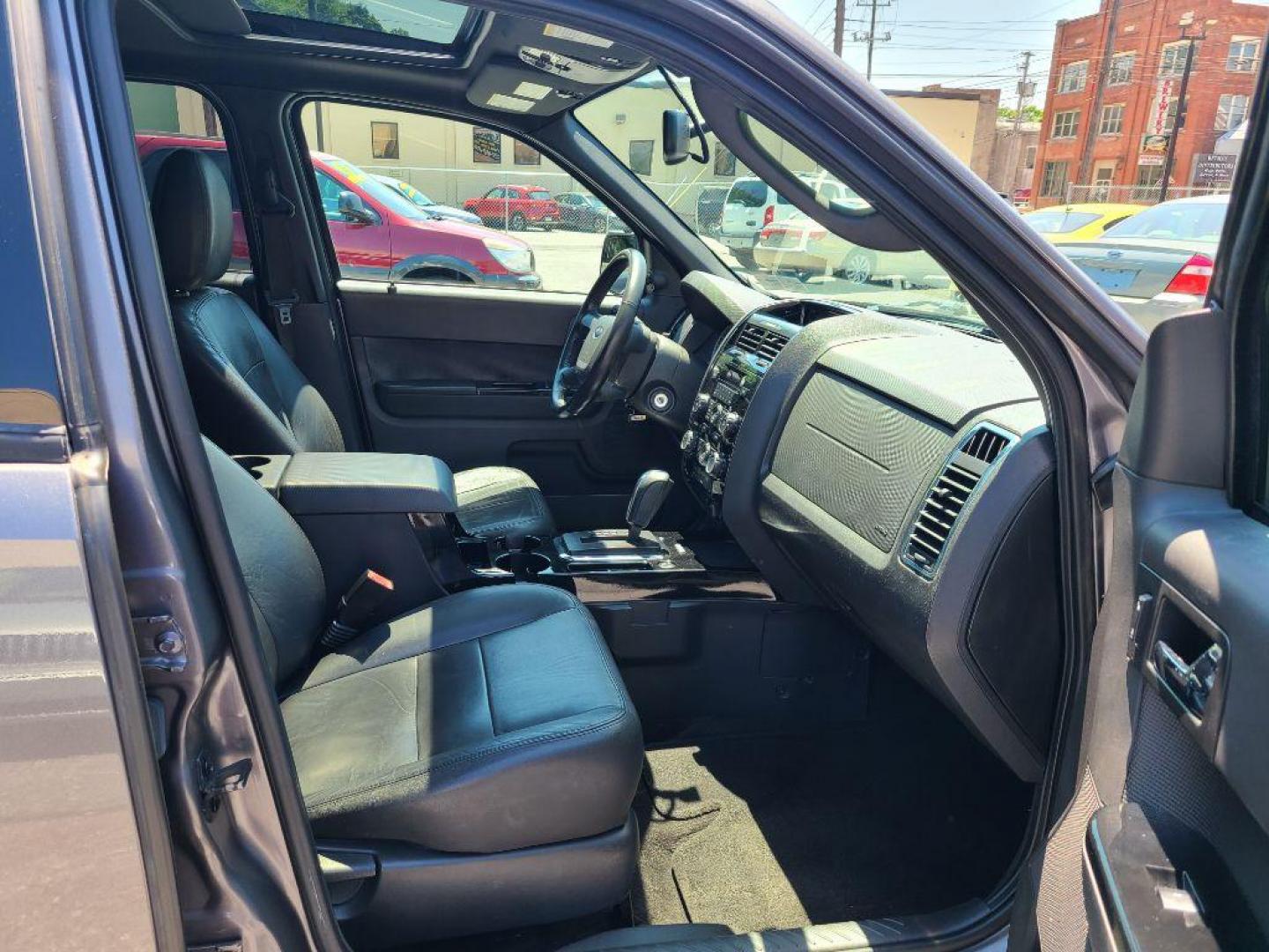 2012 GRAY FORD ESCAPE XLT (1FMCU9D74CK) with an 2.5L engine, Automatic transmission, located at 117 North Cameron Street, Harrisburg, PA, 17101, (717) 963-8962, 40.267021, -76.875351 - WE FINANCE!!! Good Credit/ Bad Credit/ No Credit - ALL Trade-Ins Welcomed!!! ***Guaranteed Credit Approval*** APPLY ONLINE or CALL us TODAY ;) Internet Prices and Marketplace Prices are SPECIAL discounted ***CASH DEALS*** Retail Prices are higher. Please call us to discuss your cash and finan - Photo#8