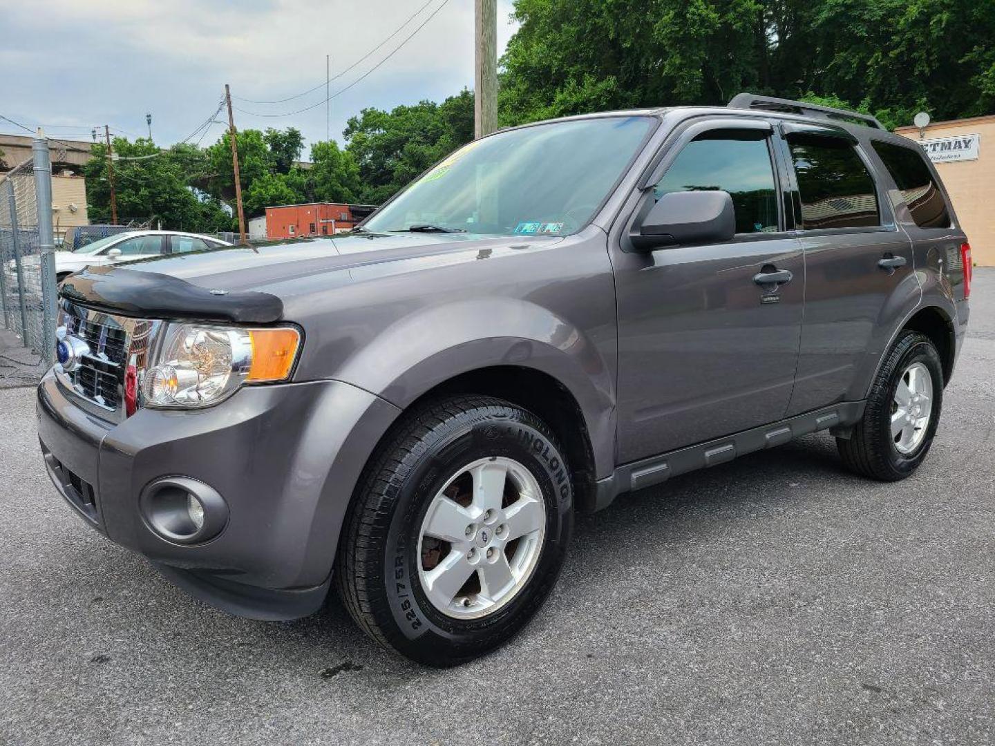 2012 GRAY FORD ESCAPE XLT (1FMCU0D78CK) with an 2.5L engine, Automatic transmission, located at 117 North Cameron Street, Harrisburg, PA, 17101, (717) 963-8962, 40.267021, -76.875351 - WE FINANCE!!! Good Credit/ Bad Credit/ No Credit - ALL Trade-Ins Welcomed!!! ***Guaranteed Credit Approval*** APPLY ONLINE or CALL us TODAY ;) Internet Prices and Marketplace Prices are SPECIAL discounted ***CASH DEALS*** Retail Prices are higher. Please call us to discuss your cash and finan - Photo#0