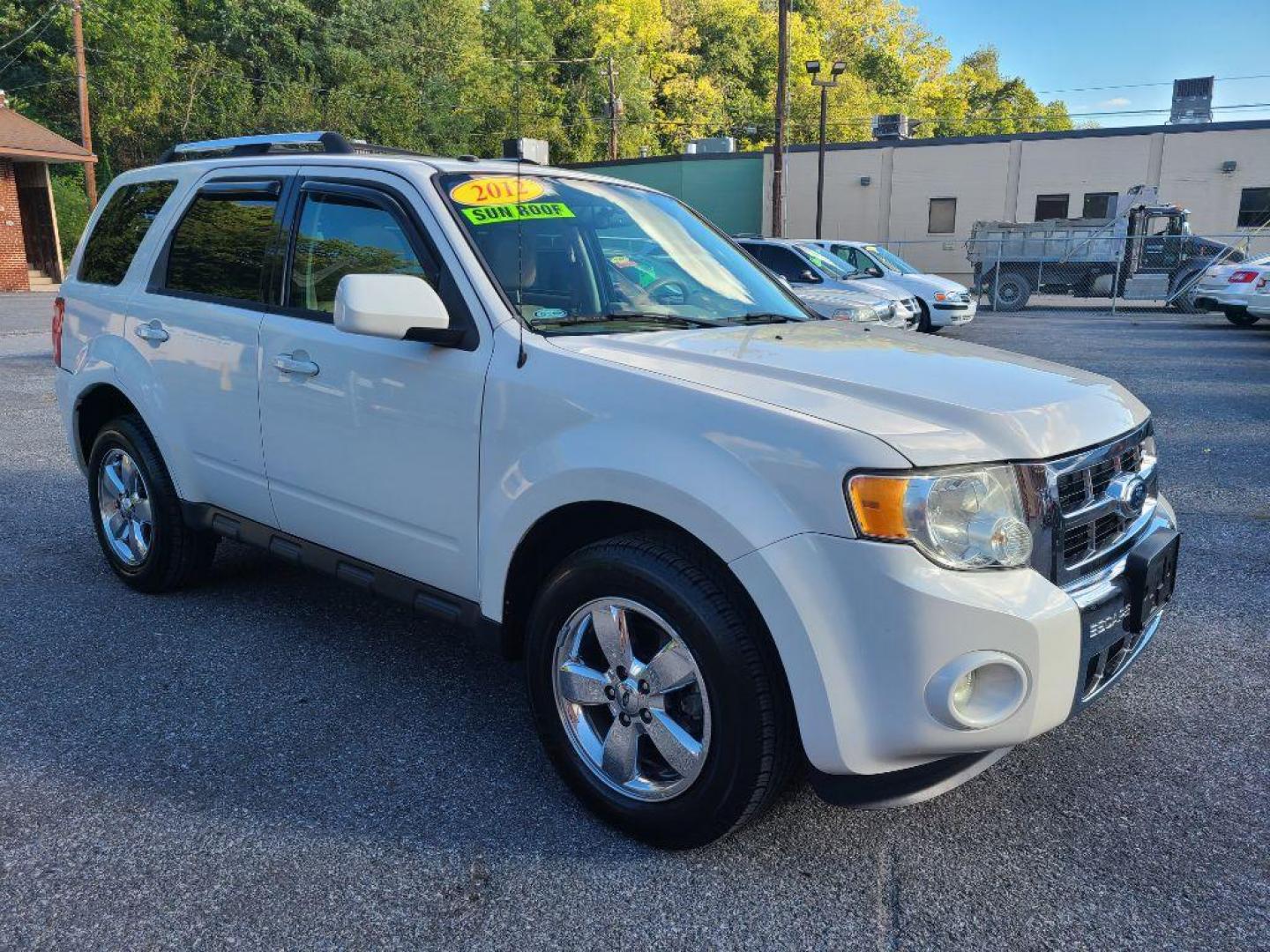 2012 WHITE FORD ESCAPE LIMITED (1FMCU0EG8CK) with an 3.0L engine, Automatic transmission, located at 7981 Paxton Street, Harrisburg, PA, 17111, (717) 561-2926, 40.261490, -76.749229 - WE FINANCE!!! Good Credit/ Bad Credit/ No Credit - ALL Trade-Ins Welcomed!!! ***Guaranteed Credit Approval*** APPLY ONLINE or CALL us TODAY ;) Internet Prices and Marketplace Prices are SPECIAL discounted ***CASH DEALS*** Retail Prices are higher. Please call us to discuss your cash and finan - Photo#6