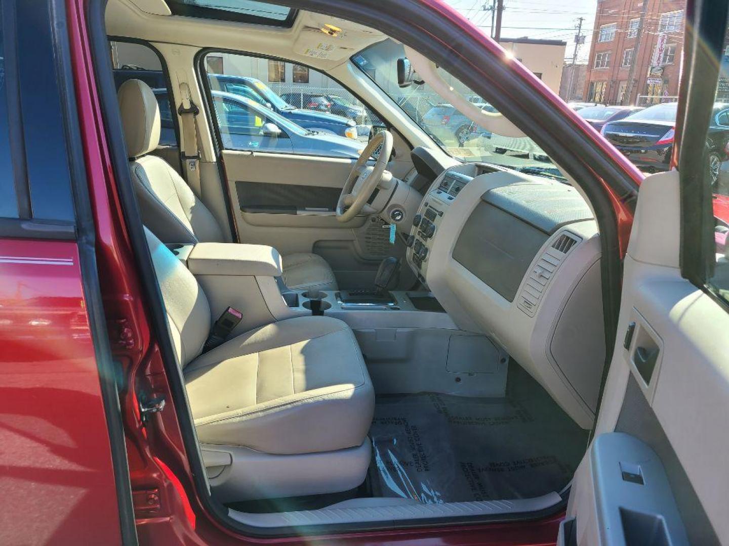 2012 RED FORD ESCAPE XLT (1FMCU0D74CK) with an 2.5L engine, Automatic transmission, located at 7981 Paxton Street, Harrisburg, PA, 17111, (717) 561-2926, 40.261490, -76.749229 - Photo#9