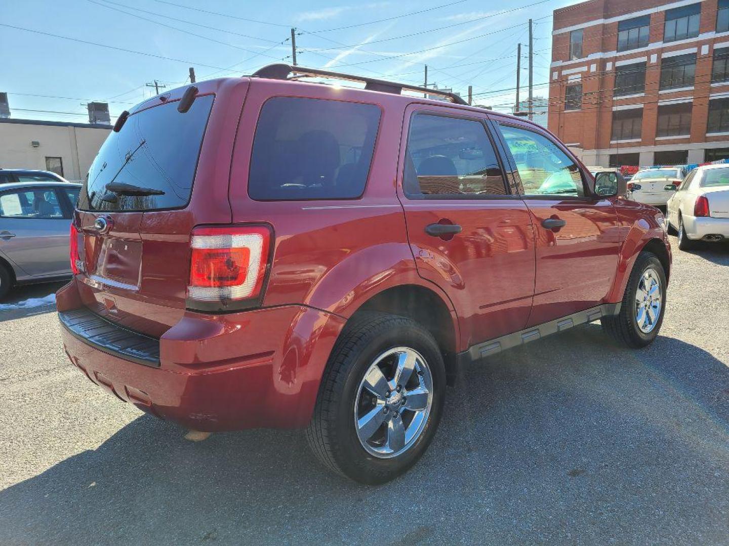 2012 RED FORD ESCAPE XLT (1FMCU0D74CK) with an 2.5L engine, Automatic transmission, located at 7981 Paxton Street, Harrisburg, PA, 17111, (717) 561-2926, 40.261490, -76.749229 - Photo#4