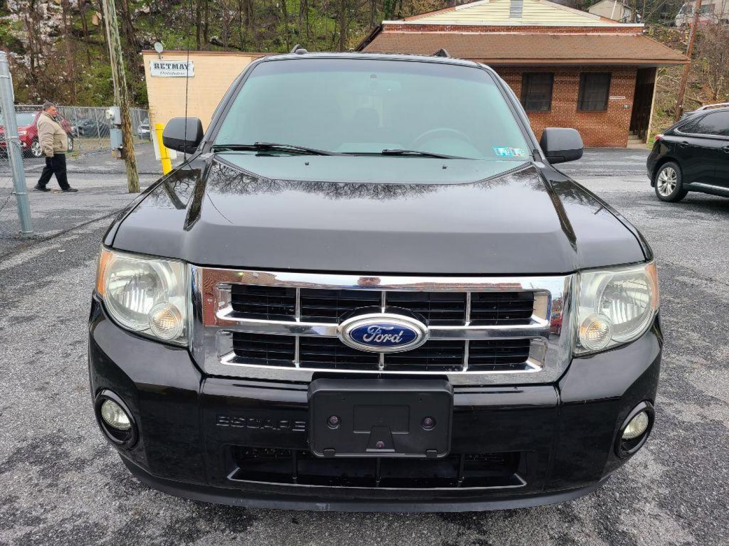 2012 BLACK FORD ESCAPE XLT (1FMCU9D74CK) with an 2.5L engine, Automatic transmission, located at 117 North Cameron Street, Harrisburg, PA, 17101, (717) 963-8962, 40.267021, -76.875351 - WE FINANCE!!! Good Credit/ Bad Credit/ No Credit - ALL Trade-Ins Welcomed!!! ***Guaranteed Credit Approval*** APPLY ONLINE or CALL us TODAY ;) Internet Prices and Marketplace Prices are SPECIAL discounted ***CASH DEALS*** Retail Prices are higher. Please call us to discuss your cash and finan - Photo#7