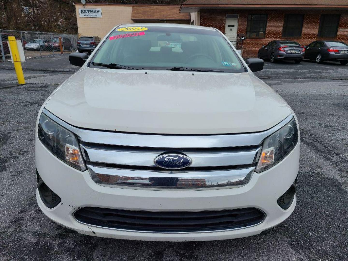 2012 WHITE FORD FUSION S (3FAHP0GA8CR) with an 2.5L engine, Automatic transmission, located at 117 North Cameron Street, Harrisburg, PA, 17101, (717) 963-8962, 40.267021, -76.875351 - Photo#7