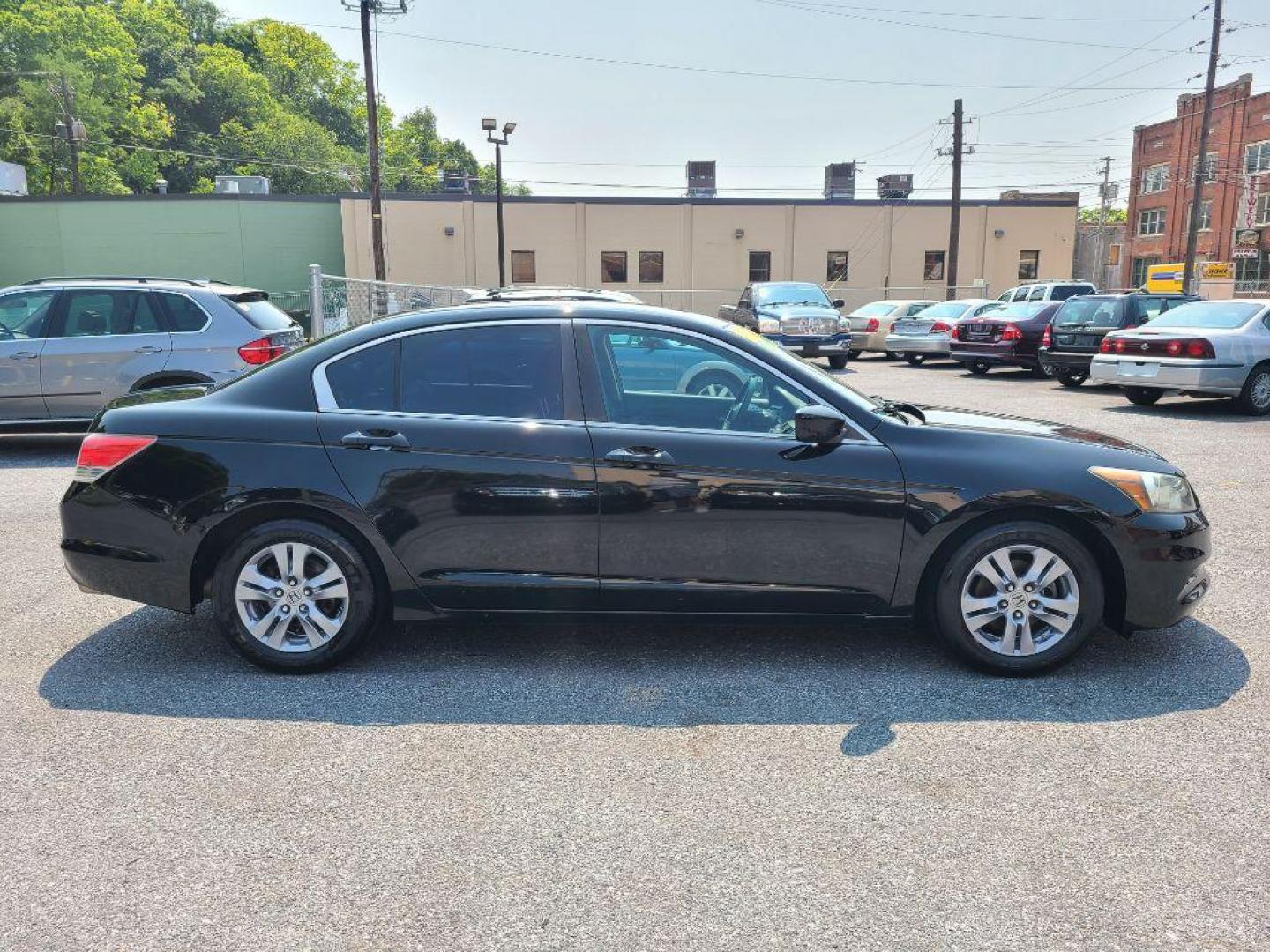 2012 BLACK HONDA ACCORD SE (1HGCP2F61CA) with an 2.4L engine, Automatic transmission, located at 7981 Paxton Street, Harrisburg, PA, 17111, (717) 561-2926, 40.261490, -76.749229 - WE FINANCE!!! Good Credit/ Bad Credit/ No Credit - ALL Trade-Ins Welcomed!!! ***Guaranteed Credit Approval*** APPLY ONLINE or CALL us TODAY ;) Internet Prices and Marketplace Prices are SPECIAL discounted ***CASH DEALS*** Retail Prices are higher. Please call us to discuss your cash and finan - Photo#5