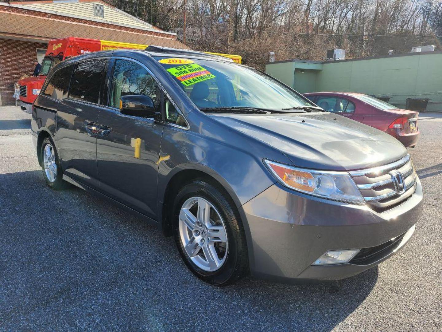 2012 GRAY HONDA ODYSSEY TOURING (5FNRL5H93CB) with an 3.5L engine, Automatic transmission, located at 117 North Cameron Street, Harrisburg, PA, 17101, (717) 963-8962, 40.267021, -76.875351 - WE FINANCE!!! Good Credit/ Bad Credit/ No Credit - ALL Trade-Ins Welcomed!!! ***Guaranteed Credit Approval*** APPLY ONLINE or CALL us TODAY ;) Internet Prices and Marketplace Prices are SPECIAL discounted ***CASH DEALS*** Retail Prices are higher. Please call us to discuss your cash and finan - Photo#6