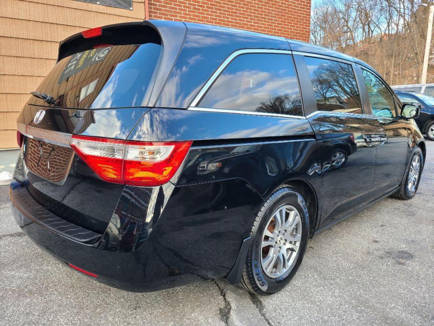 2012 BLACK HONDA ODYSSEY EXL (5FNRL5H69CB) with an 3.5L engine, Automatic transmission, located at 7981 Paxton Street, Harrisburg, PA, 17111, (717) 561-2926, 40.261490, -76.749229 - WE FINANCE!!! Good Credit/ Bad Credit/ No Credit - ALL Trade-Ins Welcomed!!! ***Guaranteed Credit Approval*** APPLY ONLINE or CALL us TODAY ;) Internet Prices and Marketplace Prices are SPECIAL discounted ***CASH DEALS*** Retail Prices are higher. Please call us to discuss your cash and finan - Photo#4