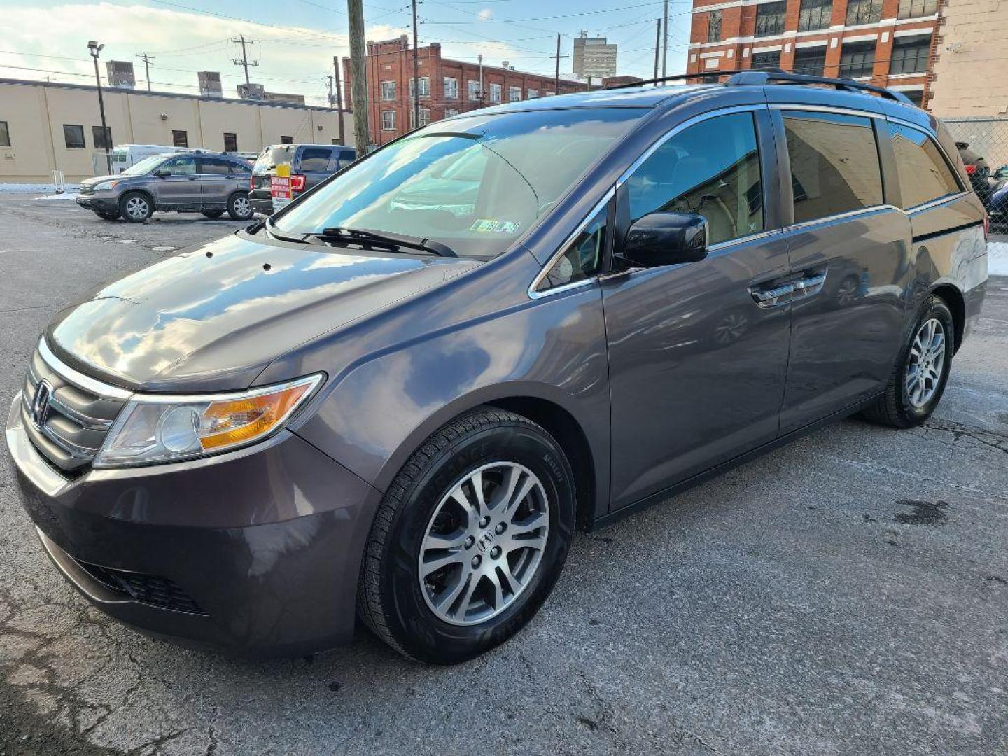 2012 GRAY HONDA ODYSSEY EXL (5FNRL5H6XCB) with an 3.5L engine, Automatic transmission, located at 117 North Cameron Street, Harrisburg, PA, 17101, (717) 963-8962, 40.267021, -76.875351 - WE FINANCE!!! Good Credit/ Bad Credit/ No Credit - ALL Trade-Ins Welcomed!!! ***Guaranteed Credit Approval*** APPLY ONLINE or CALL us TODAY ;) Internet Prices and Marketplace Prices are SPECIAL discounted ***CASH DEALS*** Retail Prices are higher. Please call us to discuss your cash and finan - Photo#0