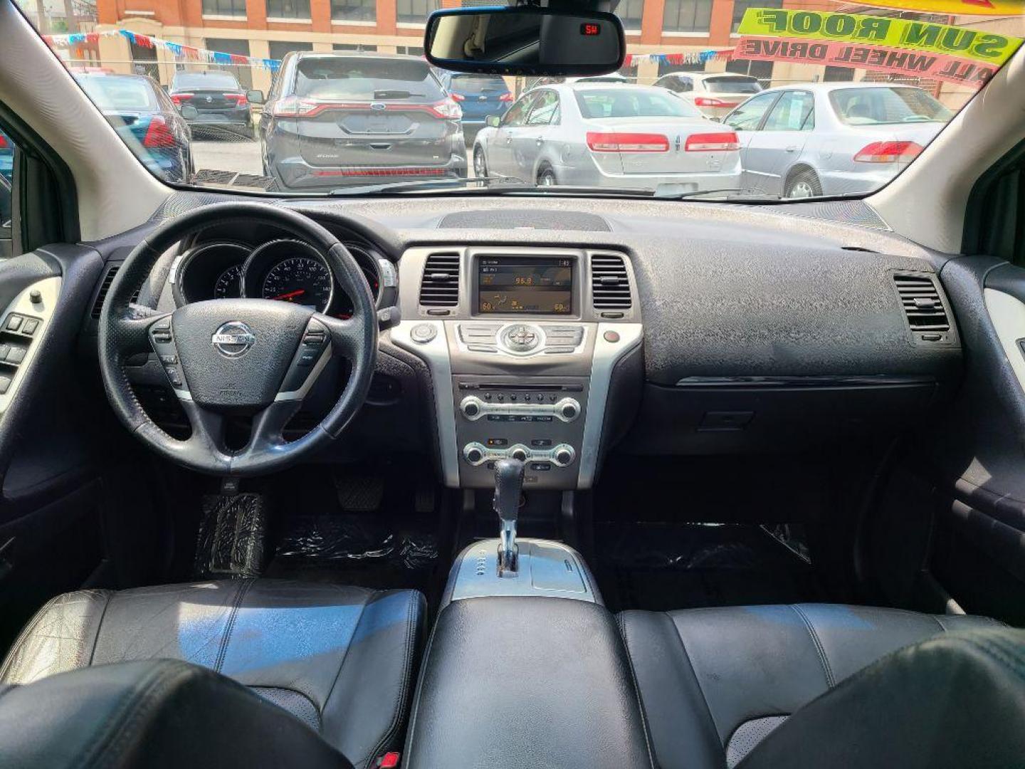 2012 SILVER NISSAN MURANO SL (JN8AZ1MW2CW) with an 3.5L engine, Continuously Variable transmission, located at 117 North Cameron Street, Harrisburg, PA, 17101, (717) 963-8962, 40.267021, -76.875351 - WE FINANCE!!! Good Credit/ Bad Credit/ No Credit - ALL Trade-Ins Welcomed!!! ***Guaranteed Credit Approval*** APPLY ONLINE or CALL us TODAY ;) Internet Prices and Marketplace Prices are SPECIAL discounted ***CASH DEALS*** Retail Prices are higher. Please call us to discuss your cash and finan - Photo#11