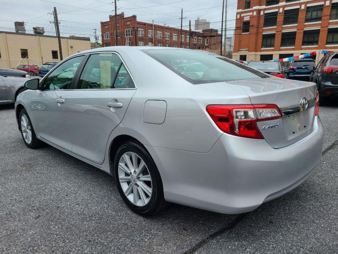 2012 SILVER TOYOTA CAMRY XLE (4T4BF1FK1CR) with an 2.5L engine, Automatic transmission, located at 7981 Paxton Street, Harrisburg, PA, 17111, (717) 561-2926, 40.261490, -76.749229 - WE FINANCE!!! Good Credit/ Bad Credit/ No Credit - ALL Trade-Ins Welcomed!!! ***Guaranteed Credit Approval*** APPLY ONLINE or CALL us TODAY ;) Internet Prices and Marketplace Prices are SPECIAL discounted ***CASH DEALS*** Retail Prices are higher. Please call us to discuss your cash and finan - Photo#2