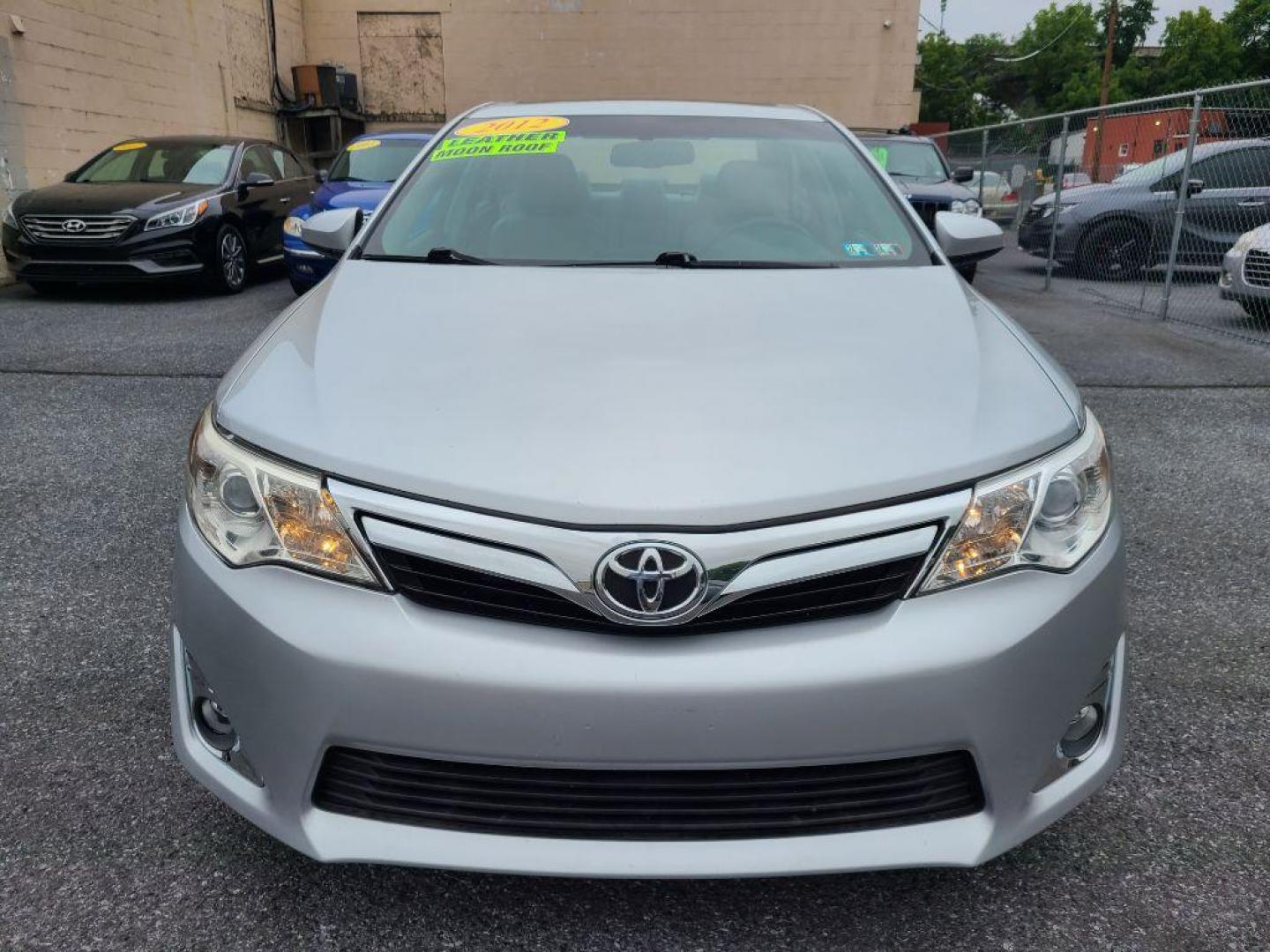 2012 SILVER TOYOTA CAMRY XLE (4T4BF1FK1CR) with an 2.5L engine, Automatic transmission, located at 7981 Paxton Street, Harrisburg, PA, 17111, (717) 561-2926, 40.261490, -76.749229 - WE FINANCE!!! Good Credit/ Bad Credit/ No Credit - ALL Trade-Ins Welcomed!!! ***Guaranteed Credit Approval*** APPLY ONLINE or CALL us TODAY ;) Internet Prices and Marketplace Prices are SPECIAL discounted ***CASH DEALS*** Retail Prices are higher. Please call us to discuss your cash and finan - Photo#7