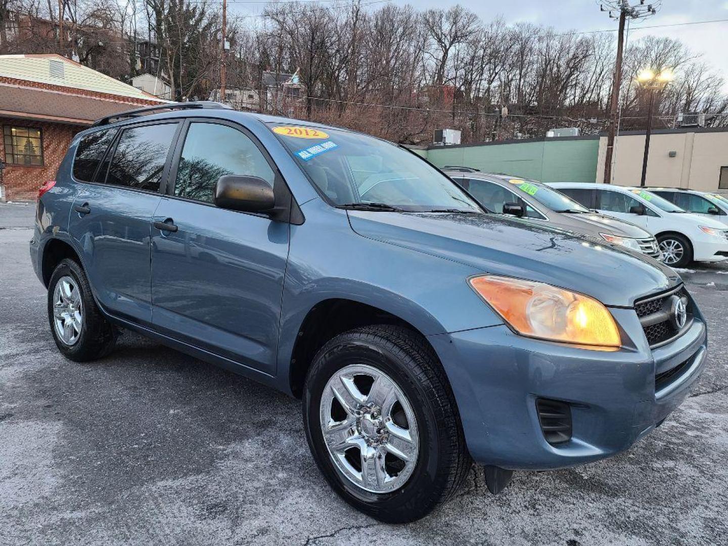 2012 BLUE TOYOTA RAV4 4WD (2T3BF4DV8CW) with an 2.5L engine, Automatic transmission, located at 7981 Paxton Street, Harrisburg, PA, 17111, (717) 561-2926, 40.261490, -76.749229 - WE FINANCE!!! Good Credit/ Bad Credit/ No Credit - ALL Trade-Ins Welcomed!!! ***Guaranteed Credit Approval*** APPLY ONLINE or CALL us TODAY ;) Internet Prices and Marketplace Prices are SPECIAL discounted ***CASH DEALS*** Retail Prices are higher. Please call us to discuss your cash and finan - Photo#6