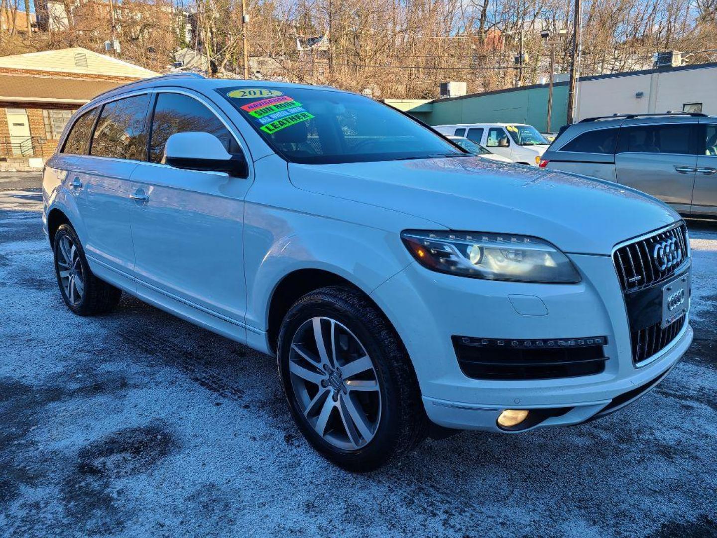 2013 WHITE AUDI Q7 PREMIUM PLUS (WA1LGAFE1DD) with an 3.0L engine, Automatic transmission, located at 117 North Cameron Street, Harrisburg, PA, 17101, (717) 963-8962, 40.267021, -76.875351 - WE FINANCE!!! Good Credit/ Bad Credit/ No Credit - ALL Trade-Ins Welcomed!!! ***Guaranteed Credit Approval*** APPLY ONLINE or CALL us TODAY ;) Internet Prices and Marketplace Prices are SPECIAL discounted ***CASH DEALS*** Retail Prices are higher. Please call us to discuss your cash and finan - Photo#6