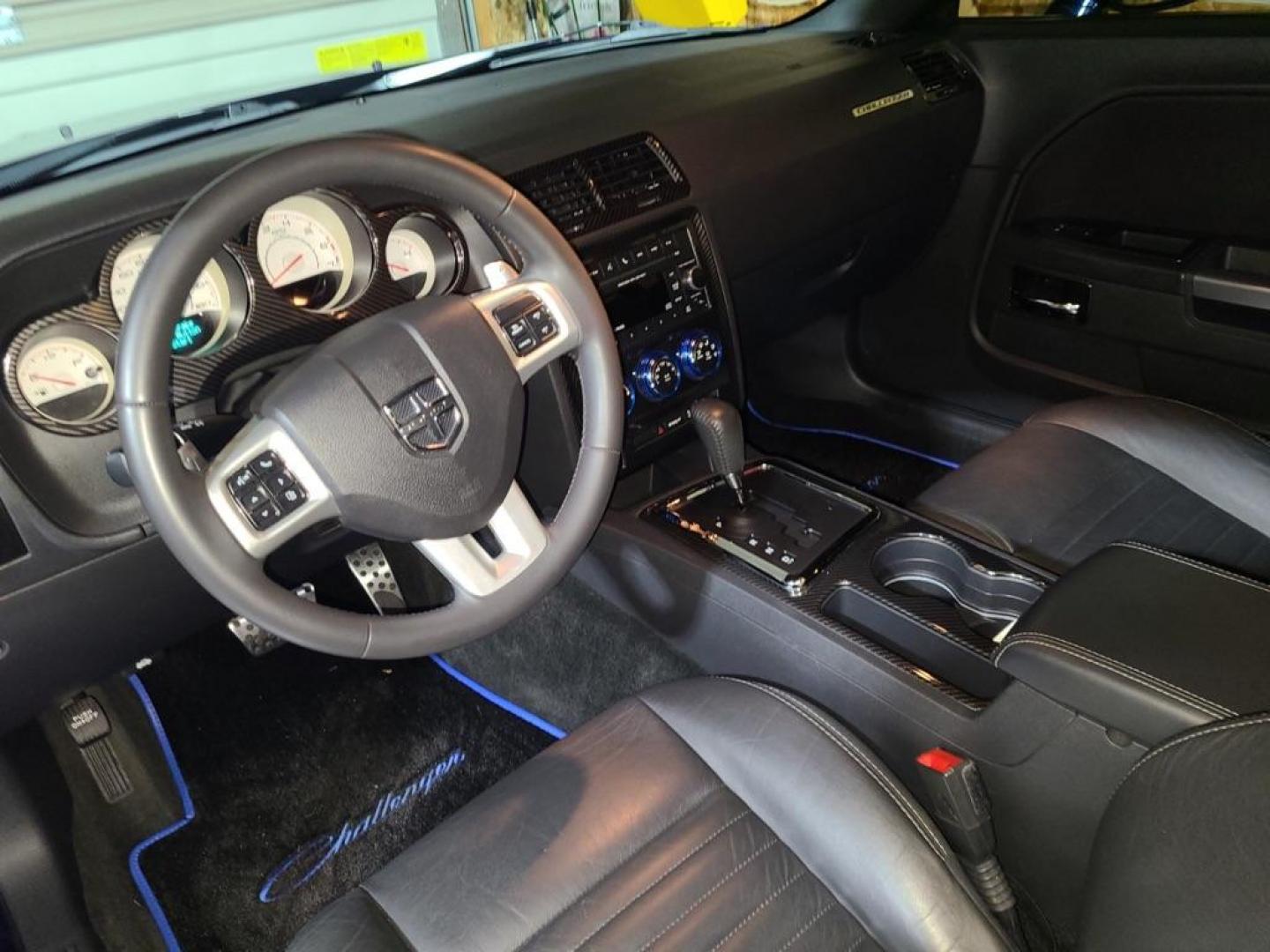 2013 BLUE DODGE CHALLENGER R/T classic (2C3CDYBT3DH) with an 5.7L engine, Automatic transmission, located at 7981 Paxton Street, Harrisburg, PA, 17111, (717) 561-2926, 40.261490, -76.749229 - WE FINANCE!!! Good Credit/ Bad Credit/ No Credit - ALL Trade-Ins Welcomed!!! ***Guaranteed Credit Approval*** APPLY ONLINE or CALL us TODAY ;) Internet Prices and Marketplace Prices are SPECIAL discounted ***CASH DEALS*** Retail Prices are higher. Please call us to discuss your cash and finan - Photo#9