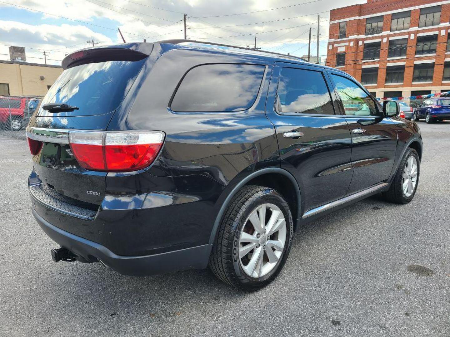 2013 BLACK DODGE DURANGO CREW (1C4SDJDT9DC) with an 5.7L engine, Automatic transmission, located at 117 North Cameron Street, Harrisburg, PA, 17101, (717) 963-8962, 40.267021, -76.875351 - WE FINANCE!!! Good Credit/ Bad Credit/ No Credit - ALL Trade-Ins Welcomed!!! ***Guaranteed Credit Approval*** APPLY ONLINE or CALL us TODAY ;) Internet Prices and Marketplace Prices are SPECIAL discounted ***CASH DEALS*** Retail Prices are higher. Please call us to discuss your cash and finan - Photo#3