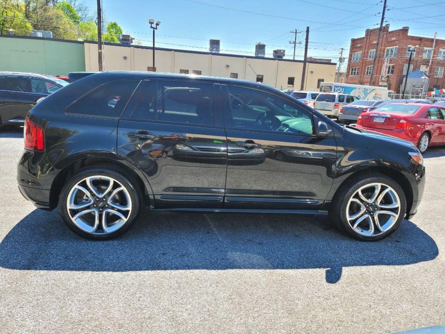 2013 BLACK FORD EDGE SPORT (2FMDK4AK0DB) with an 3.7L engine, Automatic transmission, located at 117 North Cameron Street, Harrisburg, PA, 17101, (717) 963-8962, 40.267021, -76.875351 - WE FINANCE!!! Good Credit/ Bad Credit/ No Credit - ALL Trade-Ins Welcomed!!! ***Guaranteed Credit Approval*** APPLY ONLINE or CALL us TODAY ;) Internet Prices and Marketplace Prices are SPECIAL discounted ***CASH DEALS*** Retail Prices are higher. Please call us to discuss your cash and finan - Photo#5