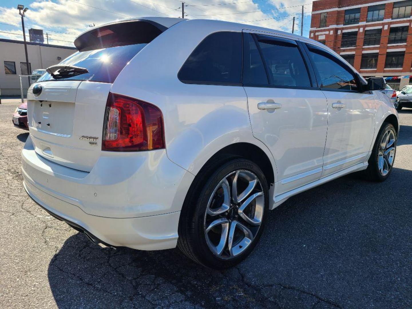 2013 WHITE FORD EDGE SPORT (2FMDK4AK5DB) with an 3.7L engine, Automatic transmission, located at 117 North Cameron Street, Harrisburg, PA, 17101, (717) 963-8962, 40.267021, -76.875351 - WE FINANCE!!! Good Credit/ Bad Credit/ No Credit - ALL Trade-Ins Welcomed!!! ***Guaranteed Credit Approval*** APPLY ONLINE or CALL us TODAY ;) Internet Prices and Marketplace Prices are SPECIAL discounted ***CASH DEALS*** Retail Prices are higher. Please call us to discuss your cash and finan - Photo#4