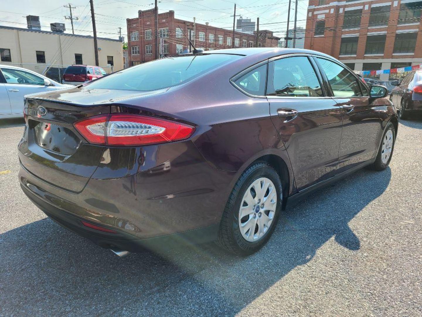 2013 MAROON FORD FUSION S (3FA6P0G76DR) with an 2.5L engine, Automatic transmission, located at 117 North Cameron Street, Harrisburg, PA, 17101, (717) 963-8962, 40.267021, -76.875351 - Photo#4