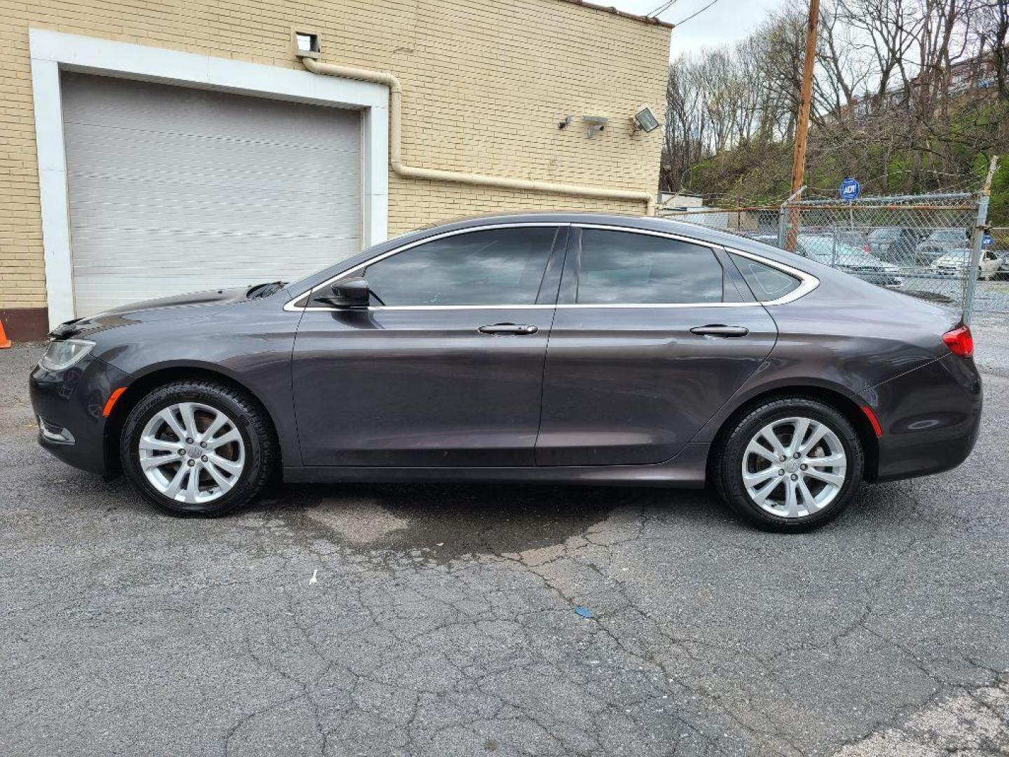 2015 GRAY CHRYSLER 200 LIMITED (1C3CCCAB5FN) with an 2.4L engine, Automatic transmission, located at 117 North Cameron Street, Harrisburg, PA, 17101, (717) 963-8962, 40.267021, -76.875351 - WE FINANCE!!! Good Credit/ Bad Credit/ No Credit - ALL Trade-Ins Welcomed!!! ***Guaranteed Credit Approval*** APPLY ONLINE or CALL us TODAY ;) Internet Prices and Marketplace Prices are SPECIAL discounted ***CASH DEALS*** Retail Prices are higher. Please call us to discuss your cash and finan - Photo#1