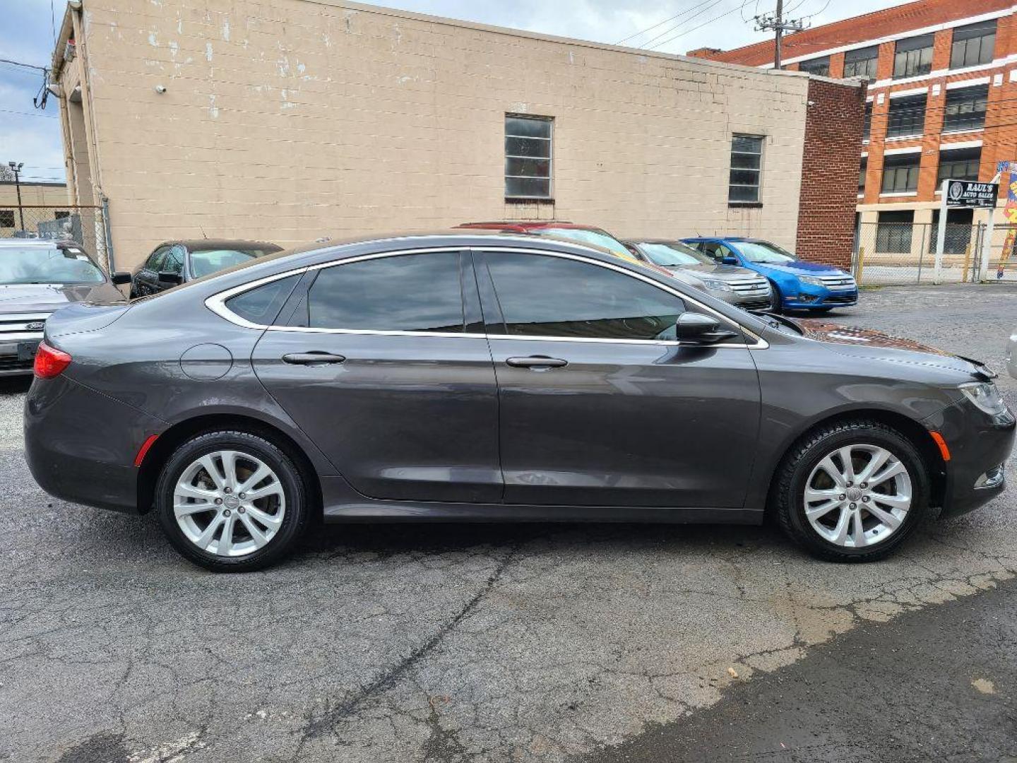 2015 GRAY CHRYSLER 200 LIMITED (1C3CCCAB5FN) with an 2.4L engine, Automatic transmission, located at 117 North Cameron Street, Harrisburg, PA, 17101, (717) 963-8962, 40.267021, -76.875351 - WE FINANCE!!! Good Credit/ Bad Credit/ No Credit - ALL Trade-Ins Welcomed!!! ***Guaranteed Credit Approval*** APPLY ONLINE or CALL us TODAY ;) Internet Prices and Marketplace Prices are SPECIAL discounted ***CASH DEALS*** Retail Prices are higher. Please call us to discuss your cash and finan - Photo#5