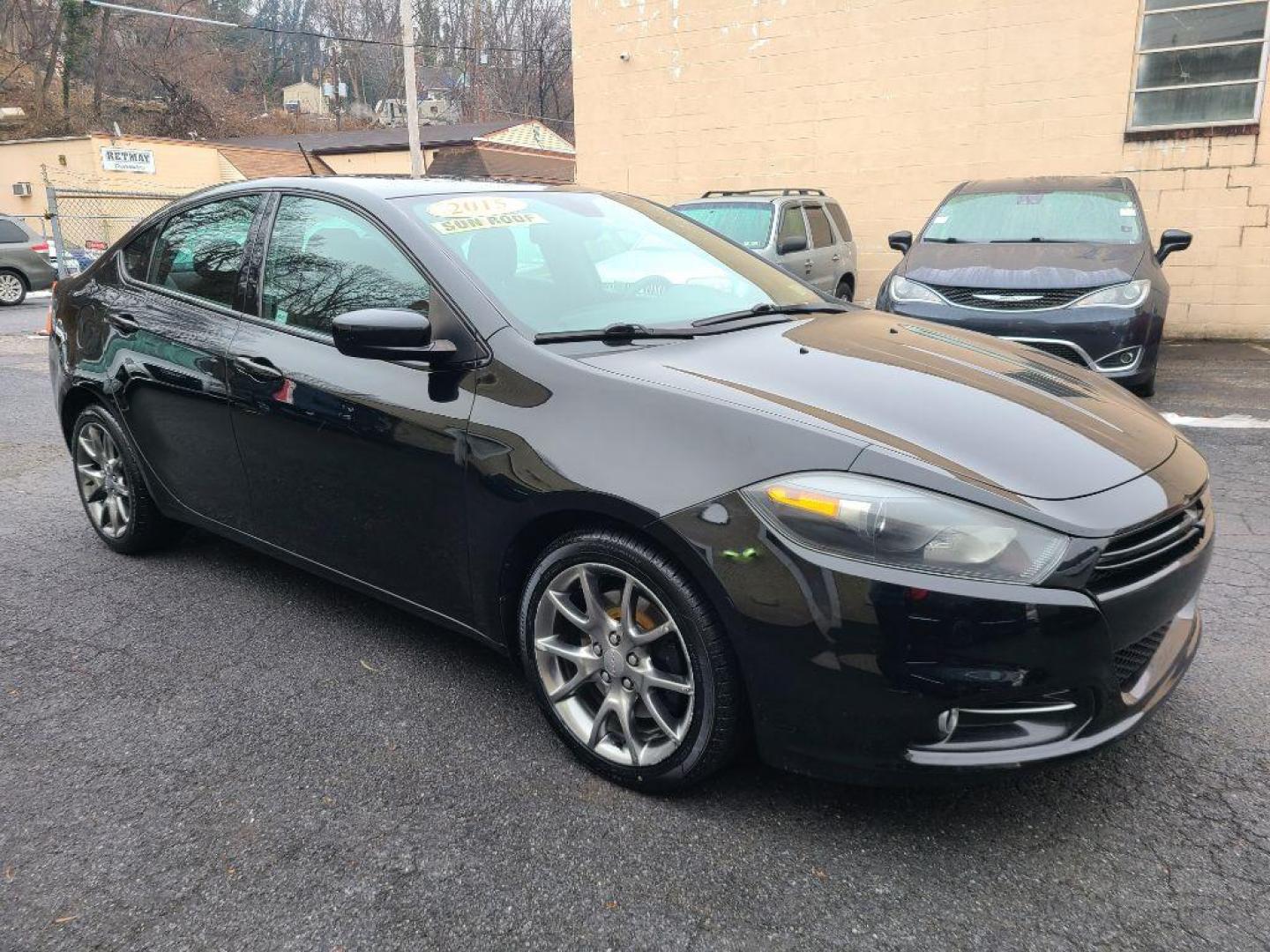 2015 BLACK DODGE DART SXT (1C3CDFBB5FD) with an 2.4L engine, 6-Speed Manual transmission, located at 117 North Cameron Street, Harrisburg, PA, 17101, (717) 963-8962, 40.267021, -76.875351 - WE FINANCE!!! Good Credit/ Bad Credit/ No Credit - ALL Trade-Ins Welcomed!!! ***Guaranteed Credit Approval*** APPLY ONLINE or CALL us TODAY ;) Internet Prices and Marketplace Prices are SPECIAL discounted ***CASH DEALS*** Retail Prices are higher. Please call us to discuss your cash and finan - Photo#6