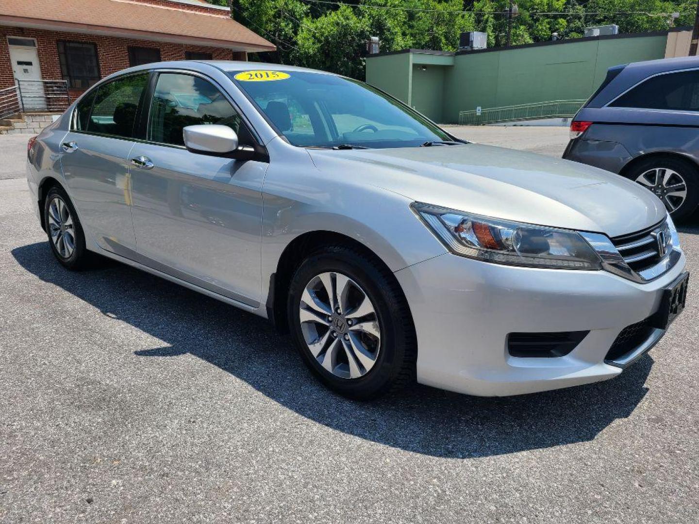 2015 SILVER HONDA ACCORD LX (1HGCR2F33FA) with an 2.4L engine, Continuously Variable transmission, located at 117 North Cameron Street, Harrisburg, PA, 17101, (717) 963-8962, 40.267021, -76.875351 - WE FINANCE!!! Good Credit/ Bad Credit/ No Credit - ALL Trade-Ins Welcomed!!! ***Guaranteed Credit Approval*** APPLY ONLINE or CALL us TODAY ;) Internet Prices and Marketplace Prices are SPECIAL discounted ***CASH DEALS*** Retail Prices are higher. Please call us to discuss your cash and finan - Photo#6