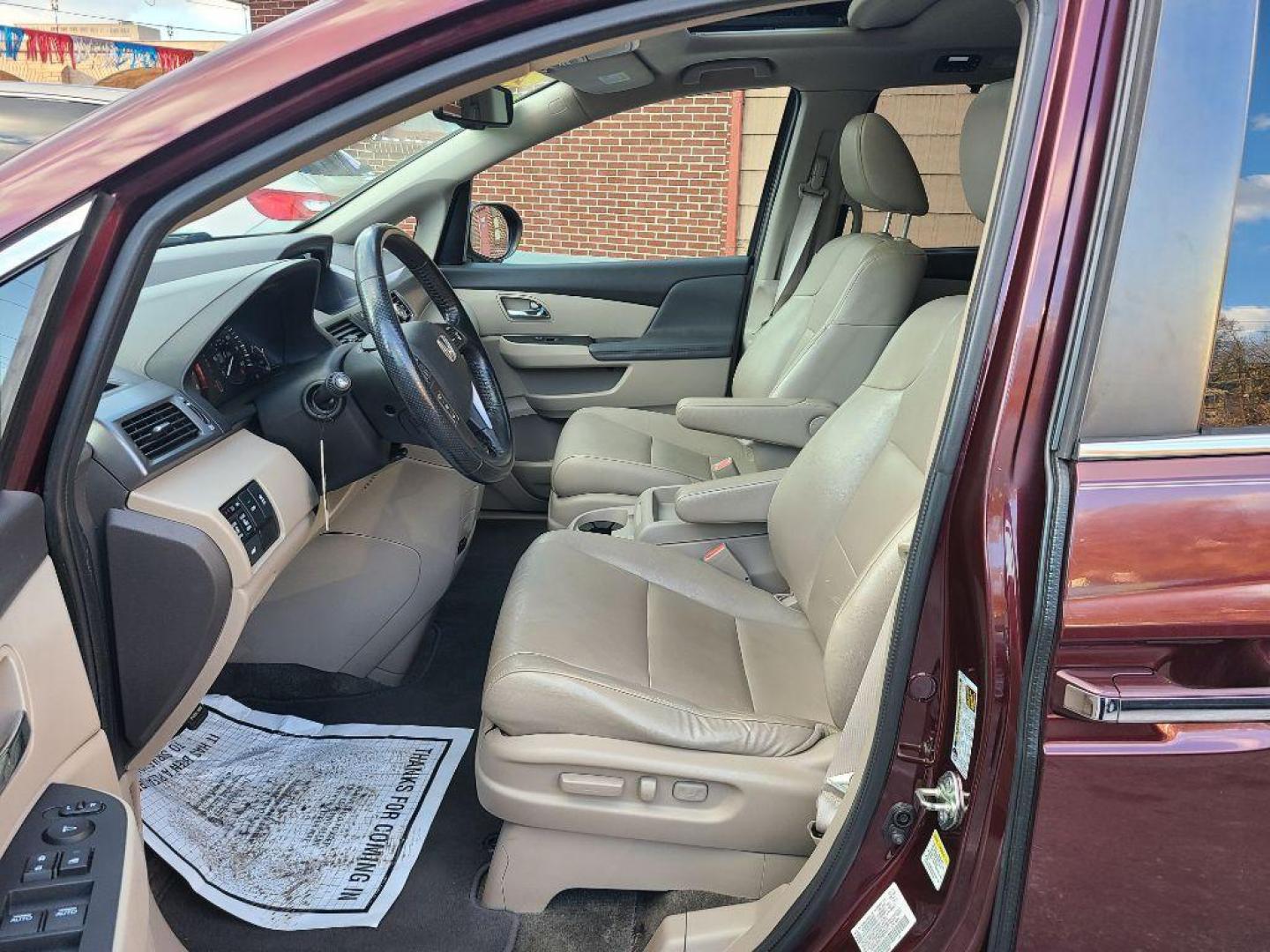 2015 BURG HONDA ODYSSEY EXL (5FNRL5H67FB) with an 3.5L engine, Automatic transmission, located at 117 North Cameron Street, Harrisburg, PA, 17101, (717) 963-8962, 40.267021, -76.875351 - WE FINANCE!!! Good Credit/ Bad Credit/ No Credit - ALL Trade-Ins Welcomed!!! ***Guaranteed Credit Approval*** APPLY ONLINE or CALL us TODAY ;) Internet Prices and Marketplace Prices are SPECIAL discounted ***CASH DEALS*** Retail Prices are higher. Please call us to discuss your cash and finan - Photo#15