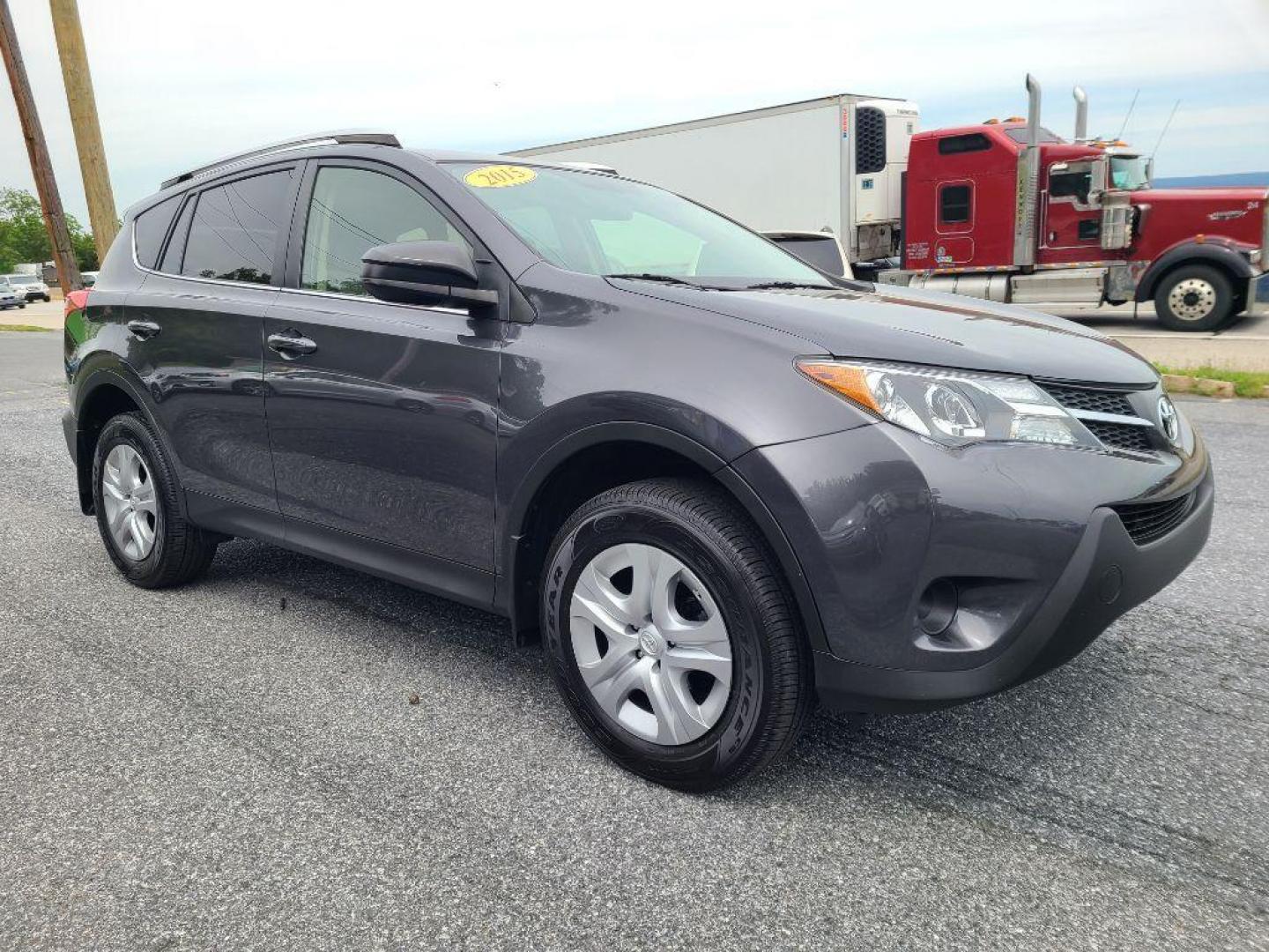 2015 GRAY TOYOTA RAV4 LE (JTMBFREV8FJ) with an 2.5L engine, Automatic transmission, located at 7981 Paxton Street, Harrisburg, PA, 17111, (717) 561-2926, 40.261490, -76.749229 - WE FINANCE!!! Good Credit/ Bad Credit/ No Credit - ALL Trade-Ins Welcomed!!! ***Guaranteed Credit Approval*** APPLY ONLINE or CALL us TODAY ;) Internet Prices and Marketplace Prices are SPECIAL discounted ***CASH DEALS*** Retail Prices are higher. Please call us to discuss your cash and finan - Photo#6