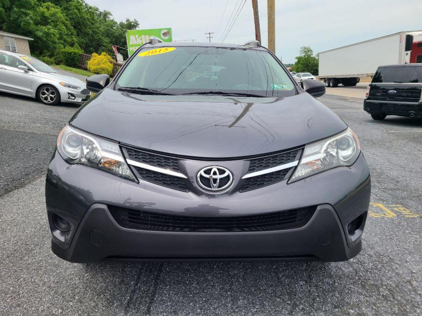 2015 GRAY TOYOTA RAV4 LE (JTMBFREV8FJ) with an 2.5L engine, Automatic transmission, located at 7981 Paxton Street, Harrisburg, PA, 17111, (717) 561-2926, 40.261490, -76.749229 - WE FINANCE!!! Good Credit/ Bad Credit/ No Credit - ALL Trade-Ins Welcomed!!! ***Guaranteed Credit Approval*** APPLY ONLINE or CALL us TODAY ;) Internet Prices and Marketplace Prices are SPECIAL discounted ***CASH DEALS*** Retail Prices are higher. Please call us to discuss your cash and finan - Photo#7