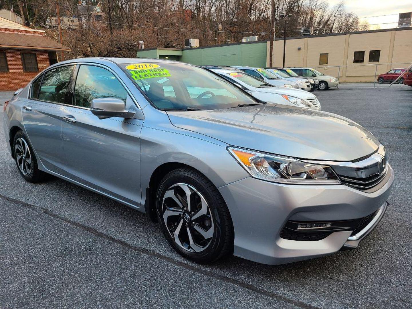 2016 SILVER HONDA ACCORD EXL (1HGCR3F89GA) with an 3.5L engine, Automatic transmission, located at 7981 Paxton Street, Harrisburg, PA, 17111, (717) 561-2926, 40.261490, -76.749229 - Photo#6