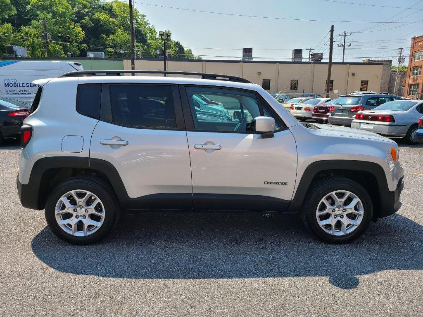 2016 SILVER JEEP RENEGADE LATITUDE (ZACCJBBT3GP) with an 2.4L engine, Automatic transmission, located at 7981 Paxton Street, Harrisburg, PA, 17111, (717) 561-2926, 40.261490, -76.749229 - WE FINANCE!!! Good Credit/ Bad Credit/ No Credit - ALL Trade-Ins Welcomed!!! ***Guaranteed Credit Approval*** APPLY ONLINE or CALL us TODAY ;) Internet Prices and Marketplace Prices are SPECIAL discounted ***CASH DEALS*** Retail Prices are higher. Please call us to discuss your cash and finan - Photo#5