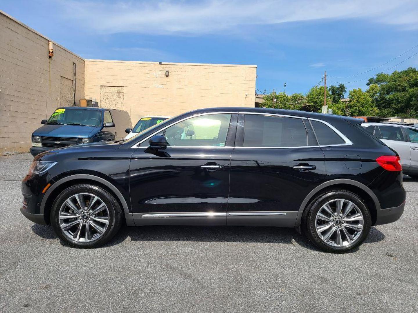 2016 BLACK LINCOLN MKX RESERVE (2LMPJ8LP0GB) with an 2.7L engine, Automatic transmission, located at 117 North Cameron Street, Harrisburg, PA, 17101, (717) 963-8962, 40.267021, -76.875351 - WE FINANCE!!! Good Credit/ Bad Credit/ No Credit - ALL Trade-Ins Welcomed!!! ***Guaranteed Credit Approval*** APPLY ONLINE or CALL us TODAY ;) Internet Prices and Marketplace Prices are SPECIAL discounted ***CASH DEALS*** Retail Prices are higher. Please call us to discuss your cash and finan - Photo#1