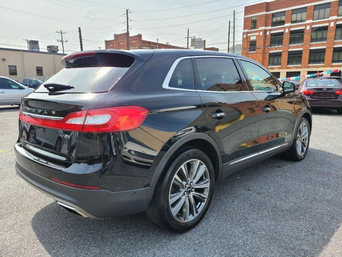 2016 BLACK LINCOLN MKX RESERVE (2LMPJ8LP0GB) with an 2.7L engine, Automatic transmission, located at 117 North Cameron Street, Harrisburg, PA, 17101, (717) 963-8962, 40.267021, -76.875351 - WE FINANCE!!! Good Credit/ Bad Credit/ No Credit - ALL Trade-Ins Welcomed!!! ***Guaranteed Credit Approval*** APPLY ONLINE or CALL us TODAY ;) Internet Prices and Marketplace Prices are SPECIAL discounted ***CASH DEALS*** Retail Prices are higher. Please call us to discuss your cash and finan - Photo#4