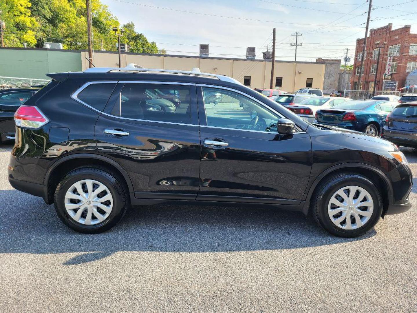 2016 BLACK NISSAN ROGUE S (KNMAT2MV8GP) with an 2.5L engine, Continuously Variable transmission, located at 7981 Paxton Street, Harrisburg, PA, 17111, (717) 561-2926, 40.261490, -76.749229 - WE FINANCE!!! Good Credit/ Bad Credit/ No Credit - ALL Trade-Ins Welcomed!!! ***Guaranteed Credit Approval*** APPLY ONLINE or CALL us TODAY ;) Internet Prices and Marketplace Prices are SPECIAL discounted ***CASH DEALS*** Retail Prices are higher. Please call us to discuss your cash and finan - Photo#5