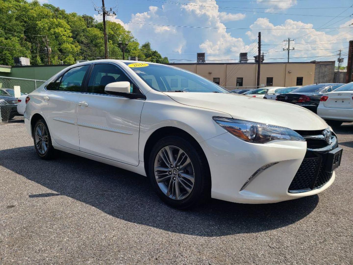 2016 WHITE TOYOTA CAMRY SE SPECIAL EDITION (4T1BF1FK9GU) with an 2.5L engine, Automatic transmission, located at 7981 Paxton Street, Harrisburg, PA, 17111, (717) 561-2926, 40.261490, -76.749229 - WE FINANCE!!! Good Credit/ Bad Credit/ No Credit - ALL Trade-Ins Welcomed!!! ***Guaranteed Credit Approval*** APPLY ONLINE or CALL us TODAY ;) Internet Prices and Marketplace Prices are SPECIAL discounted ***CASH DEALS*** Retail Prices are higher. Please call us to discuss your cash and finan - Photo#6