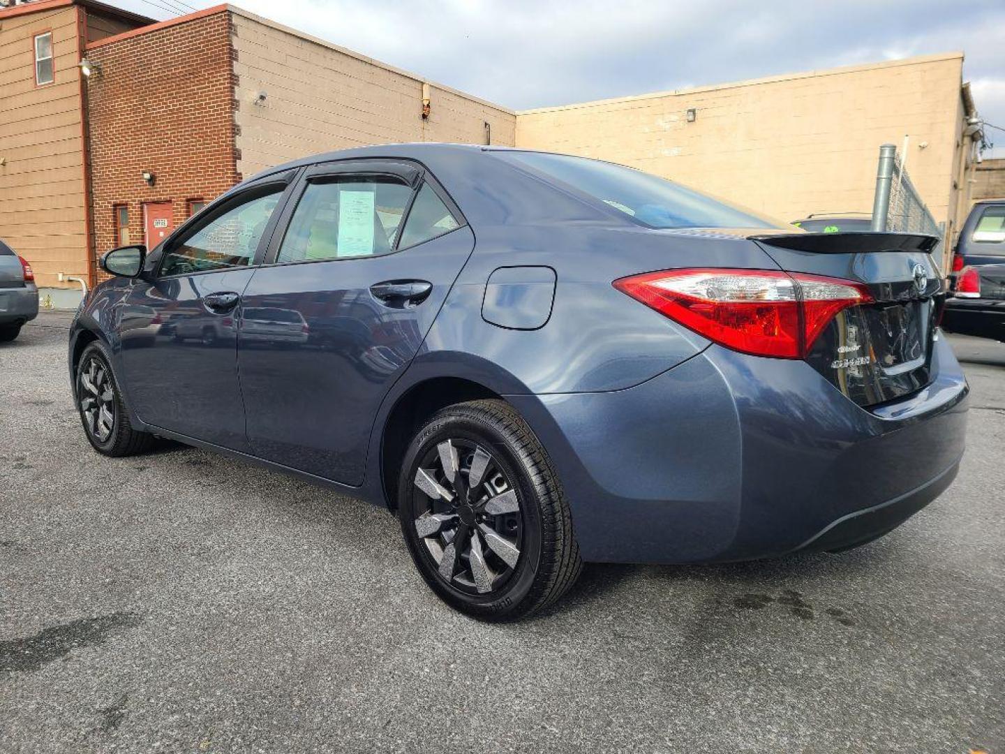 2016 GRAY TOYOTA COROLLA LE (2T1BURHE3GC) with an 1.8L engine, Automatic transmission, located at 7981 Paxton Street, Harrisburg, PA, 17111, (717) 561-2926, 40.261490, -76.749229 - Photo#2